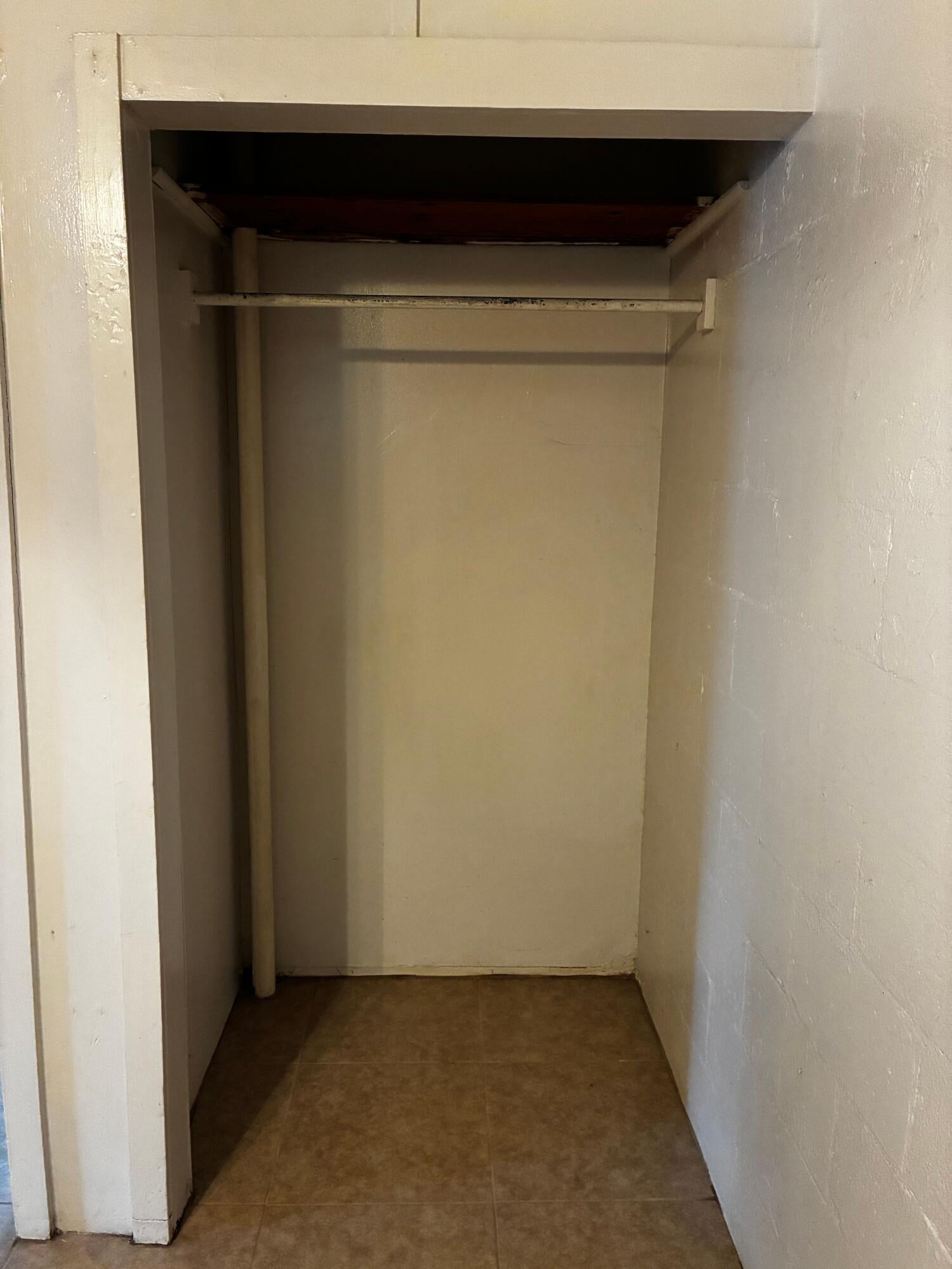 PINEVIEW - Residential Lease