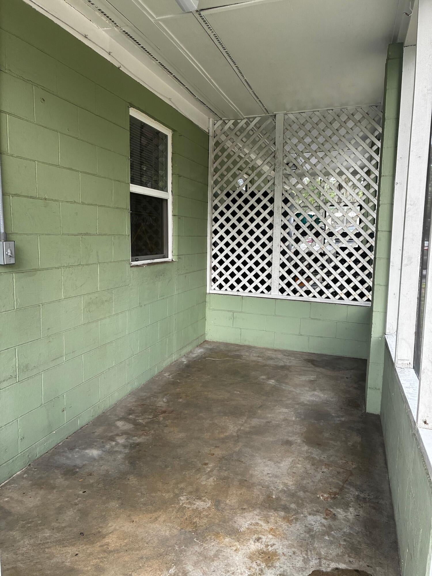 PINEVIEW - Residential Lease