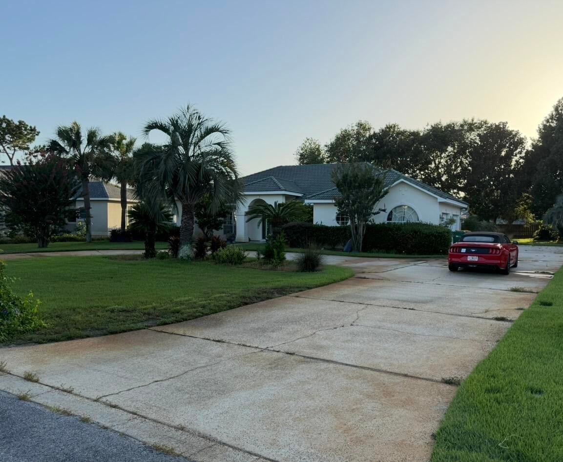 BAYWINDS GOLF ESTATES PH 1 - Residential