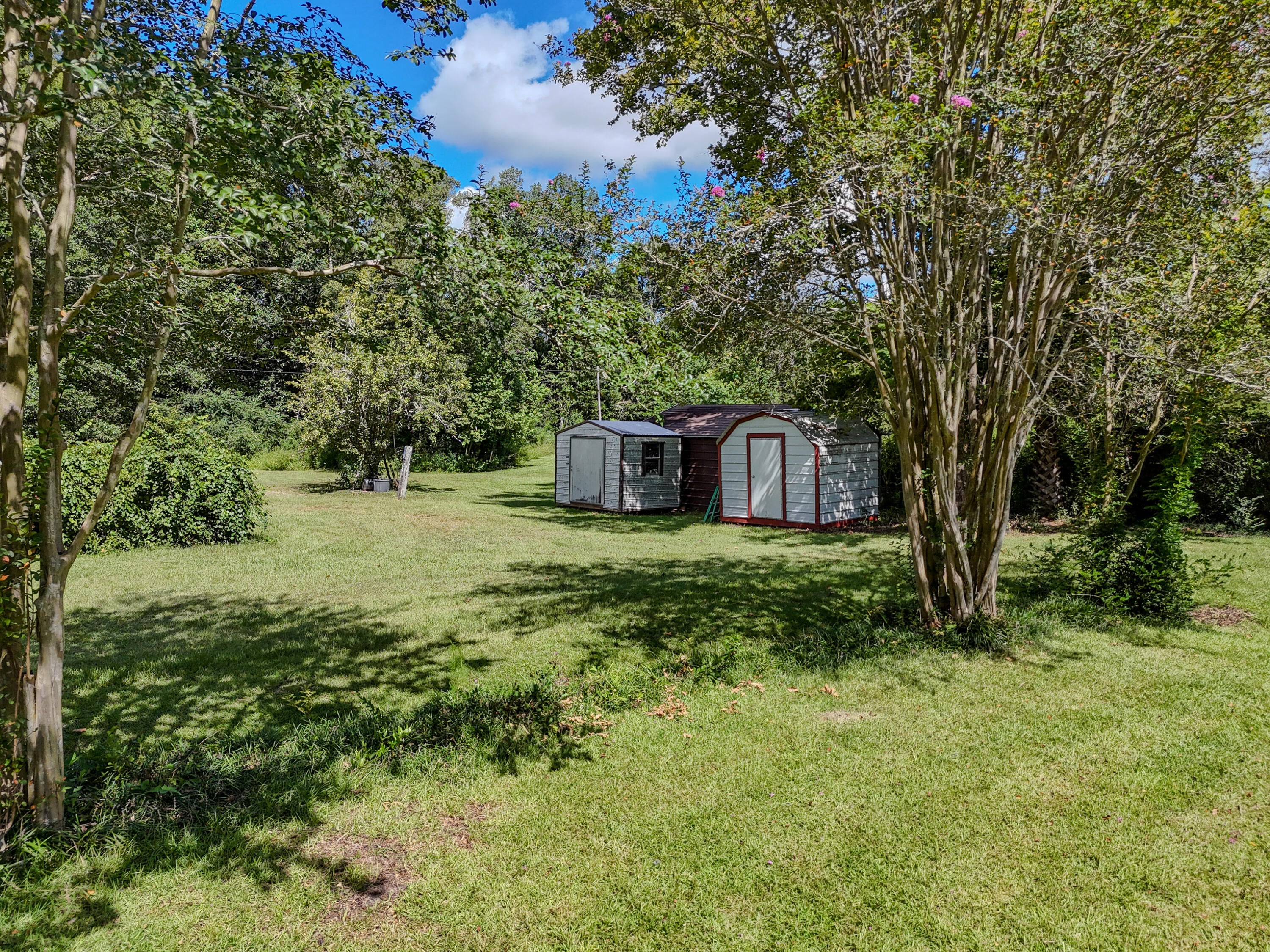 Hwy 52 - Residential