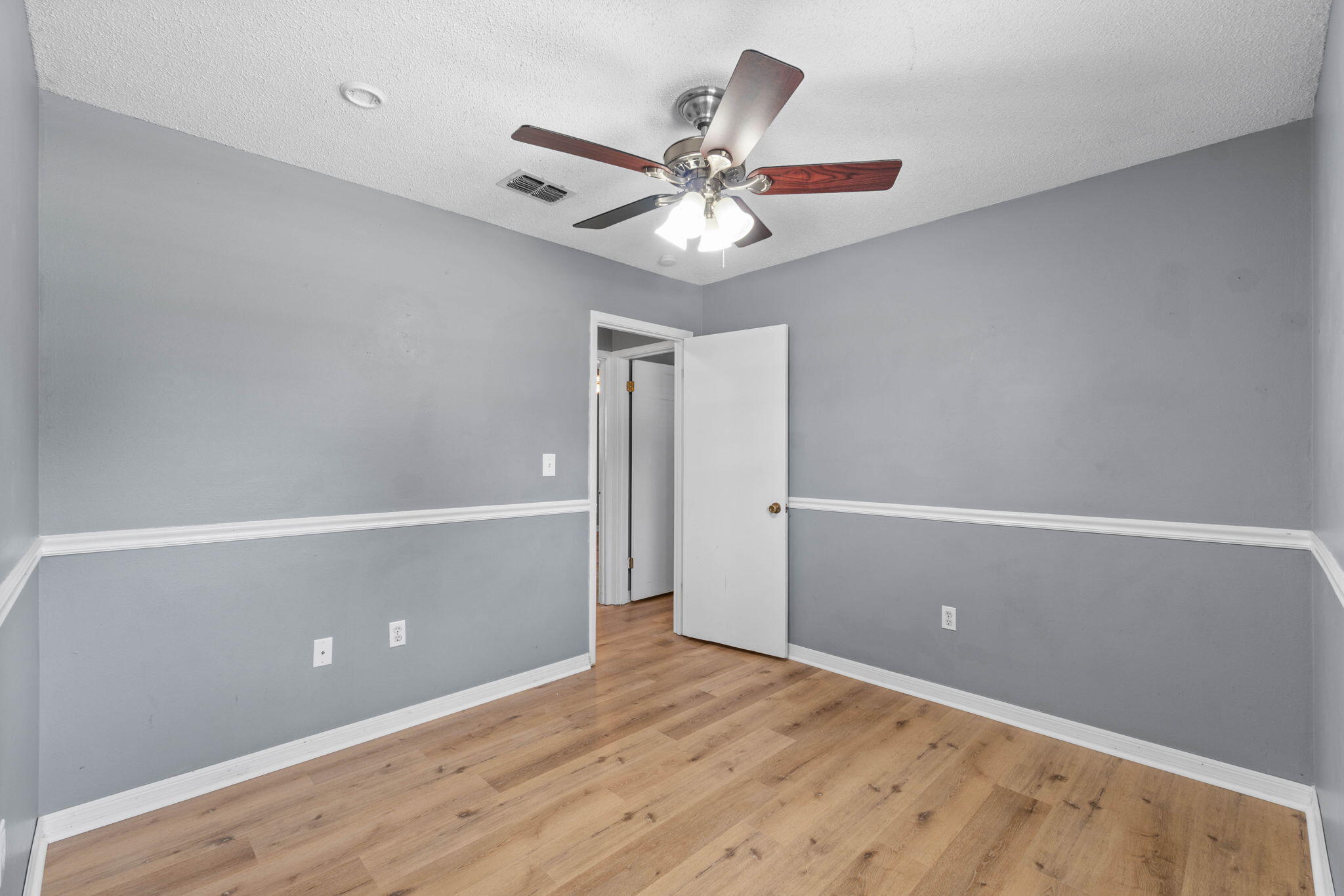 ADAMS POWELL EAST - Residential