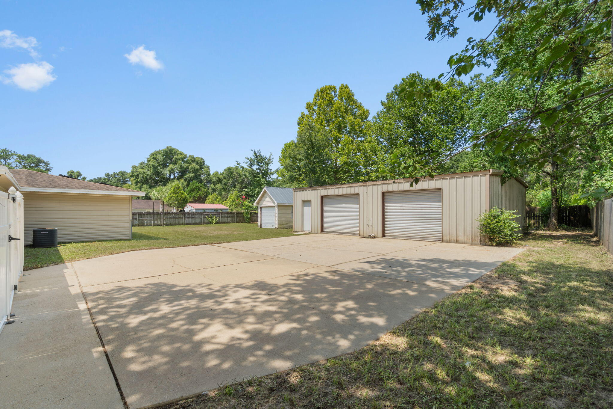 ADAMS POWELL EAST - Residential