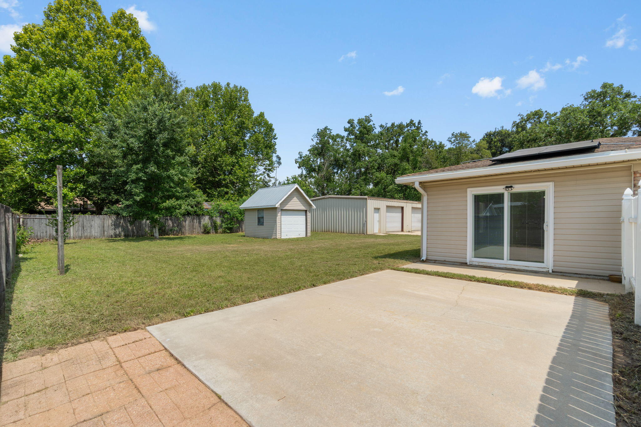 ADAMS POWELL EAST - Residential