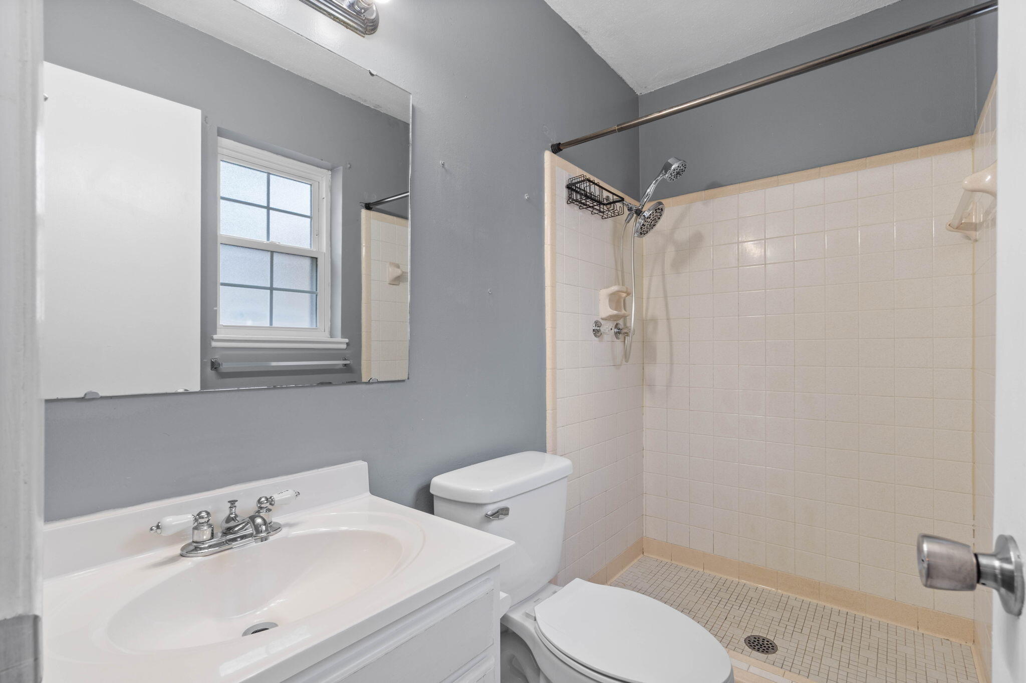 ADAMS POWELL EAST - Residential