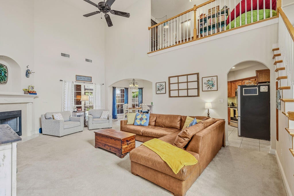 BRIDGEPORT COLONY - Residential
