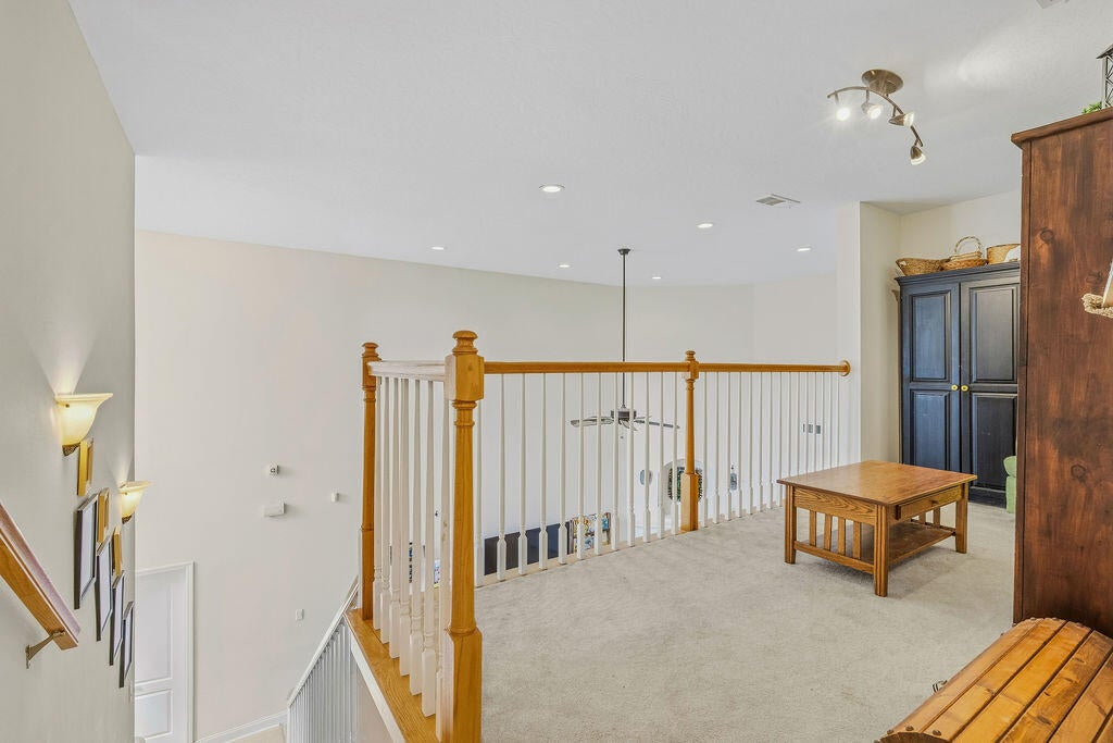 BRIDGEPORT COLONY - Residential