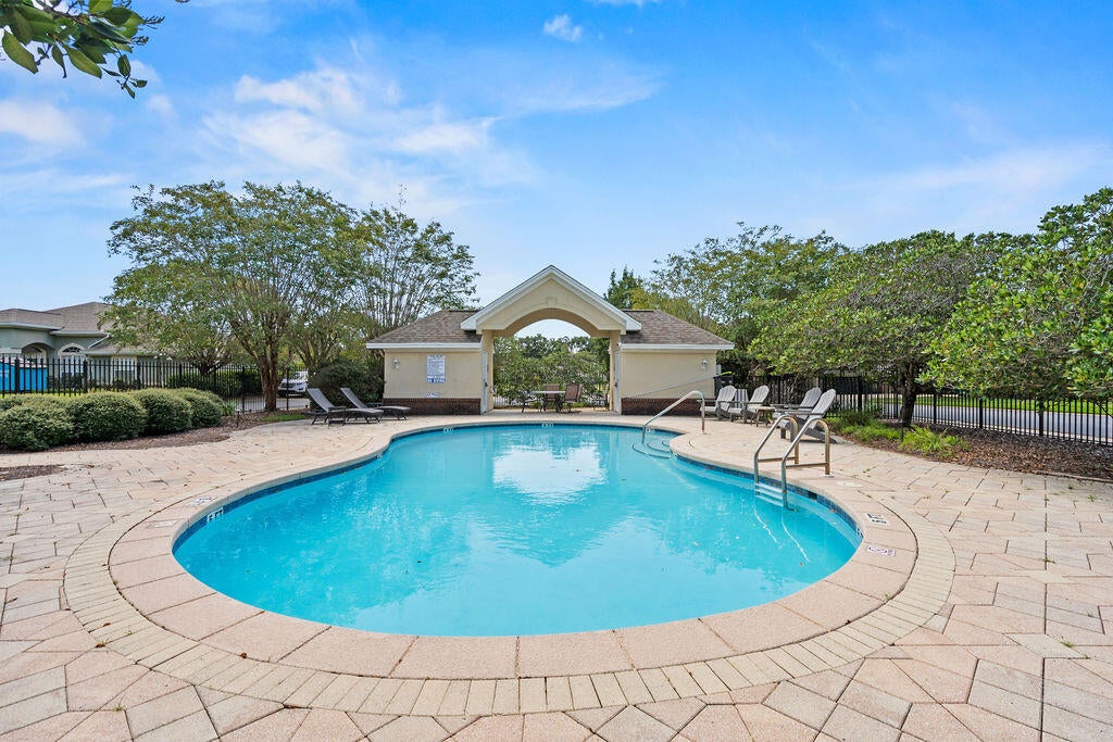 BRIDGEPORT COLONY - Residential