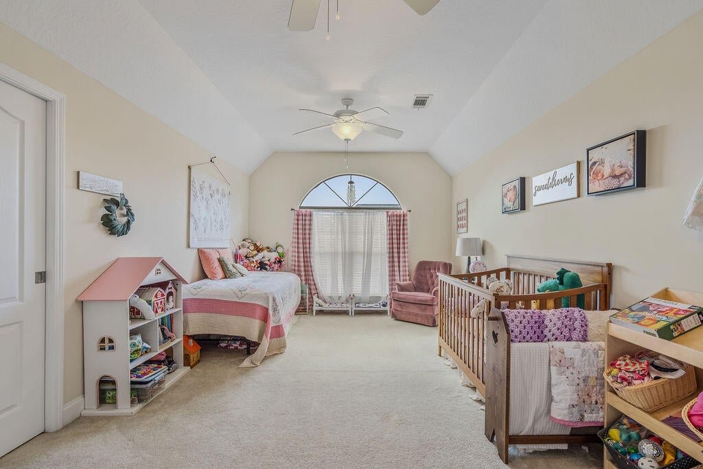 BRIDGEPORT COLONY - Residential