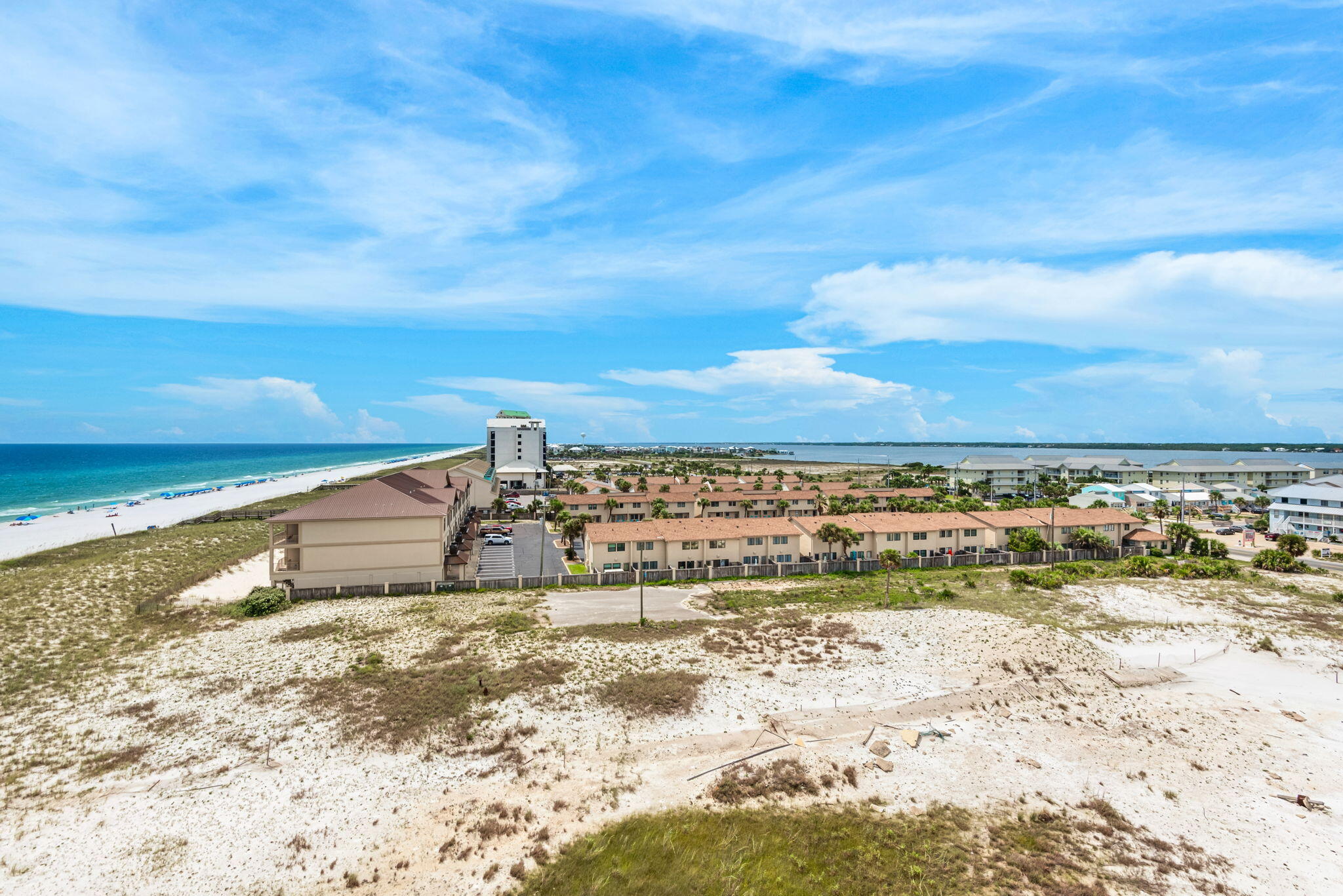 CARIBBEAN RESORT - Residential