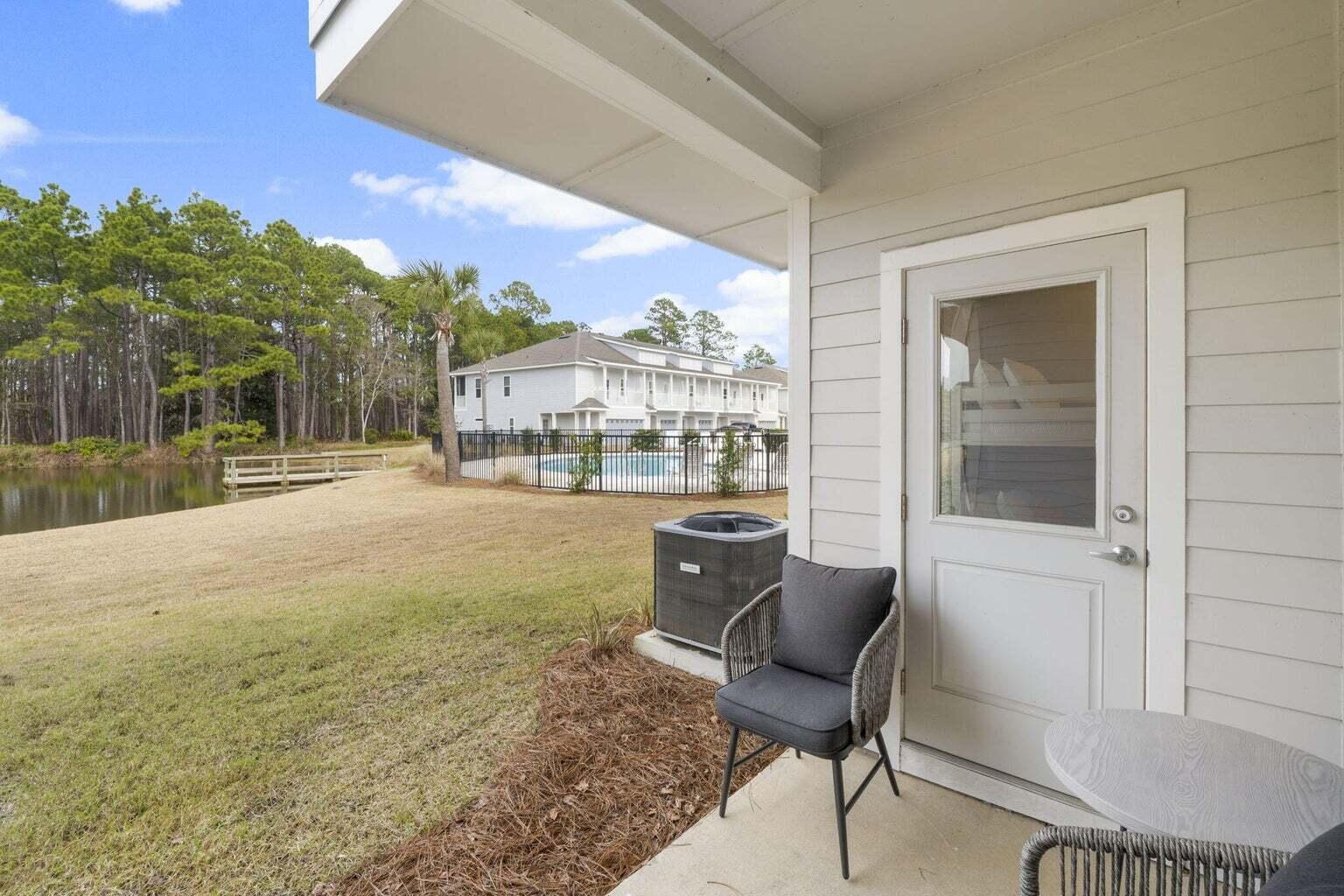 Kara Lake Townhomes - Residential