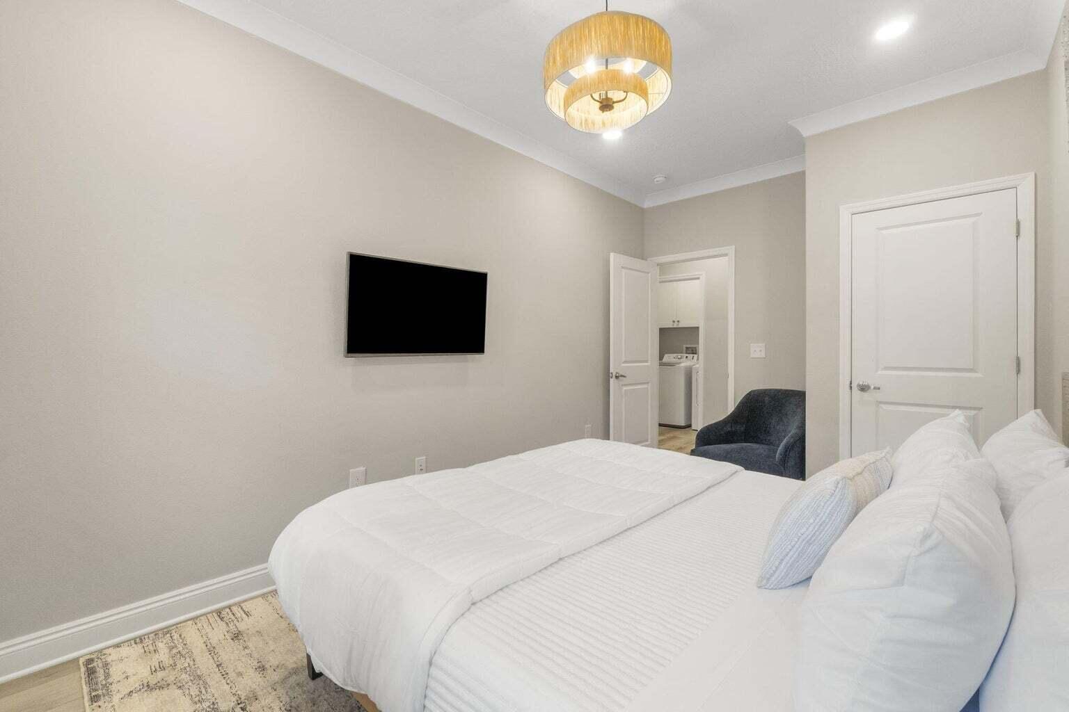 Kara Lake Townhomes - Residential