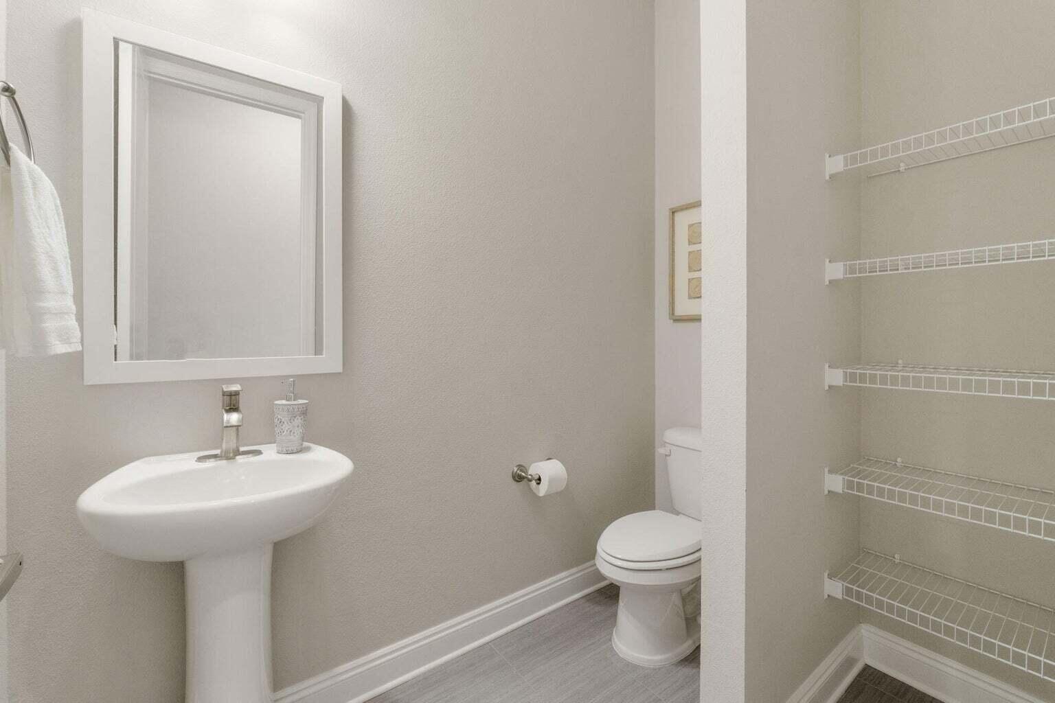 Kara Lake Townhomes - Residential