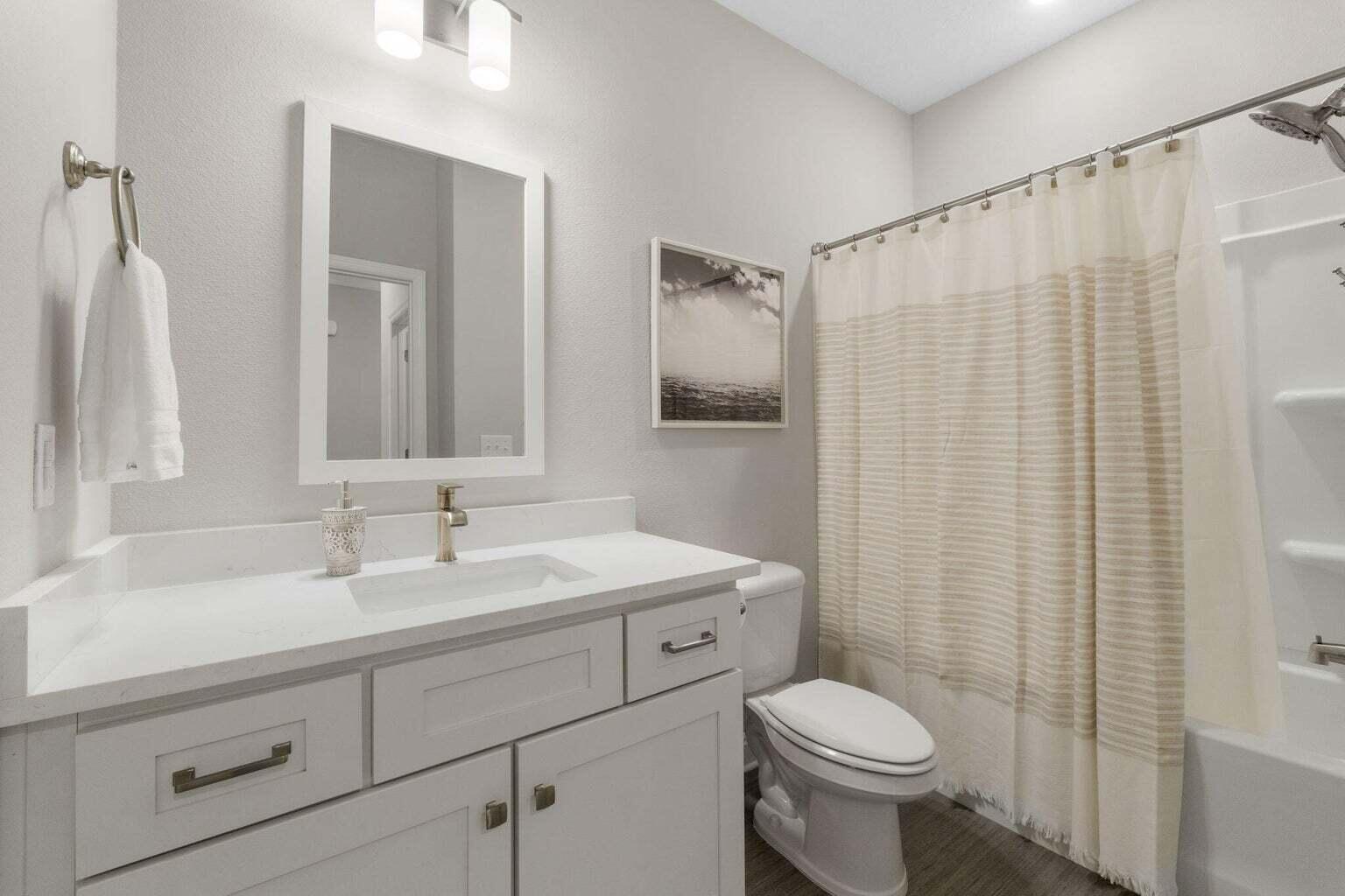 Kara Lake Townhomes - Residential