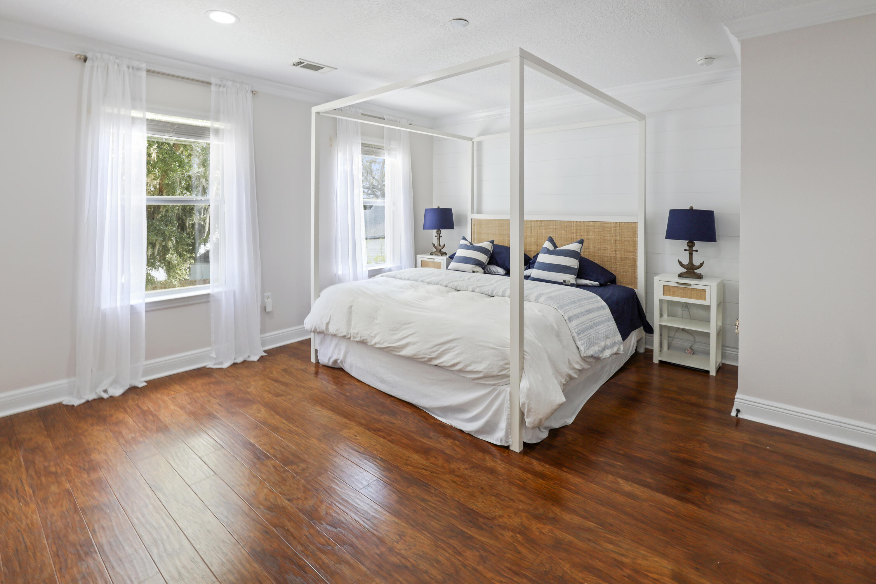 Sacred Oaks - Residential Lease