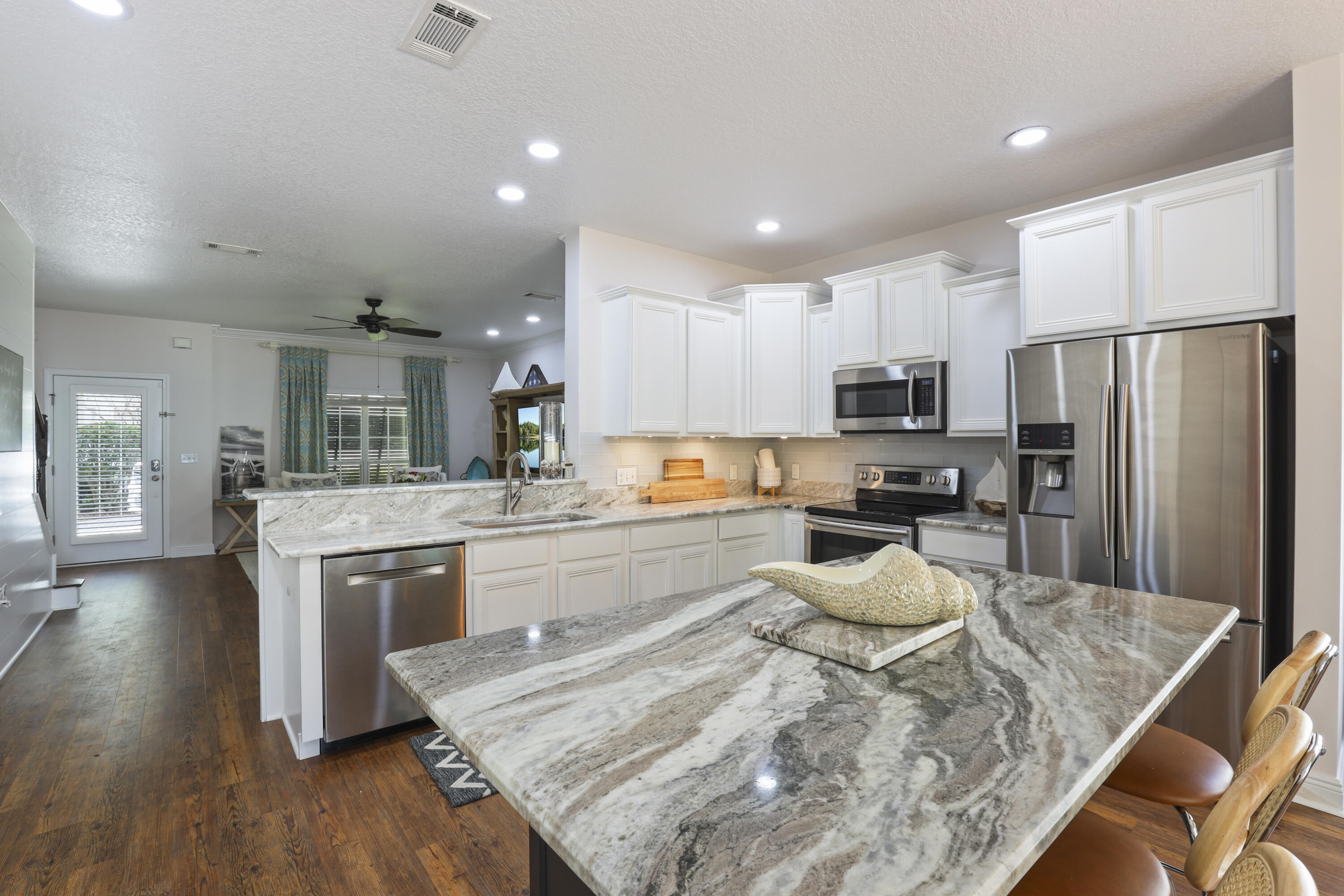 Sacred Oaks - Residential Lease