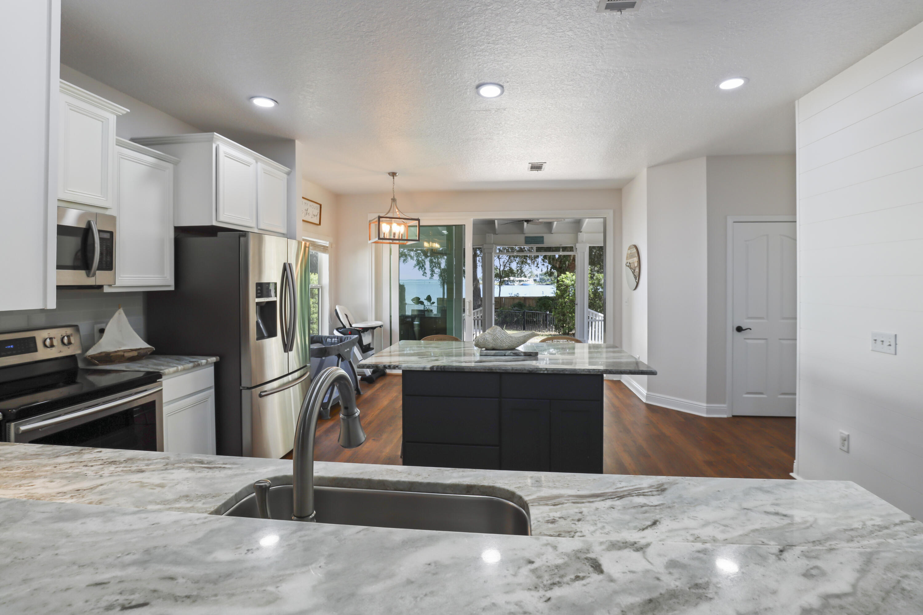 Sacred Oaks - Residential Lease