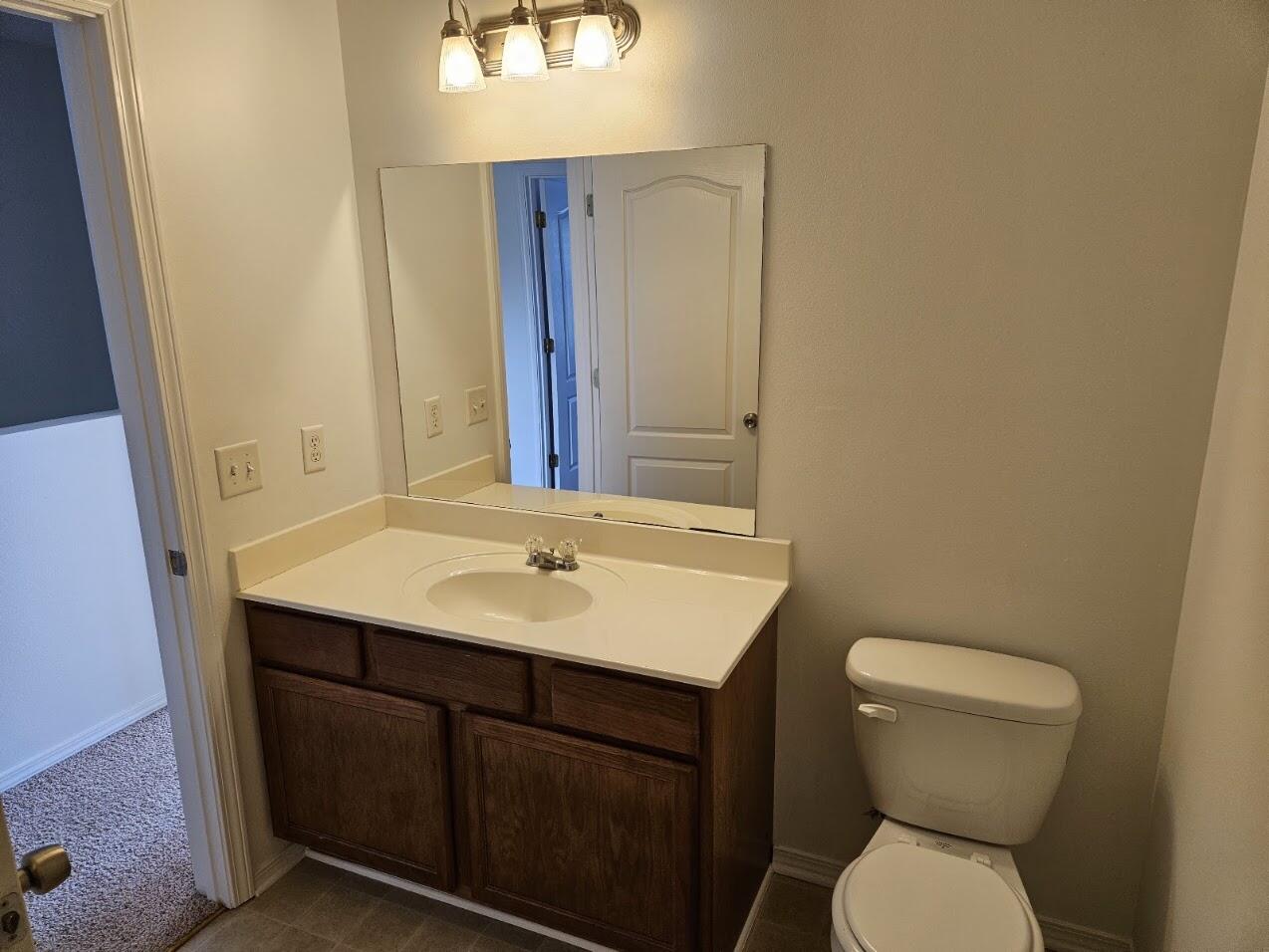 SHAY LIN T/H - Residential Lease