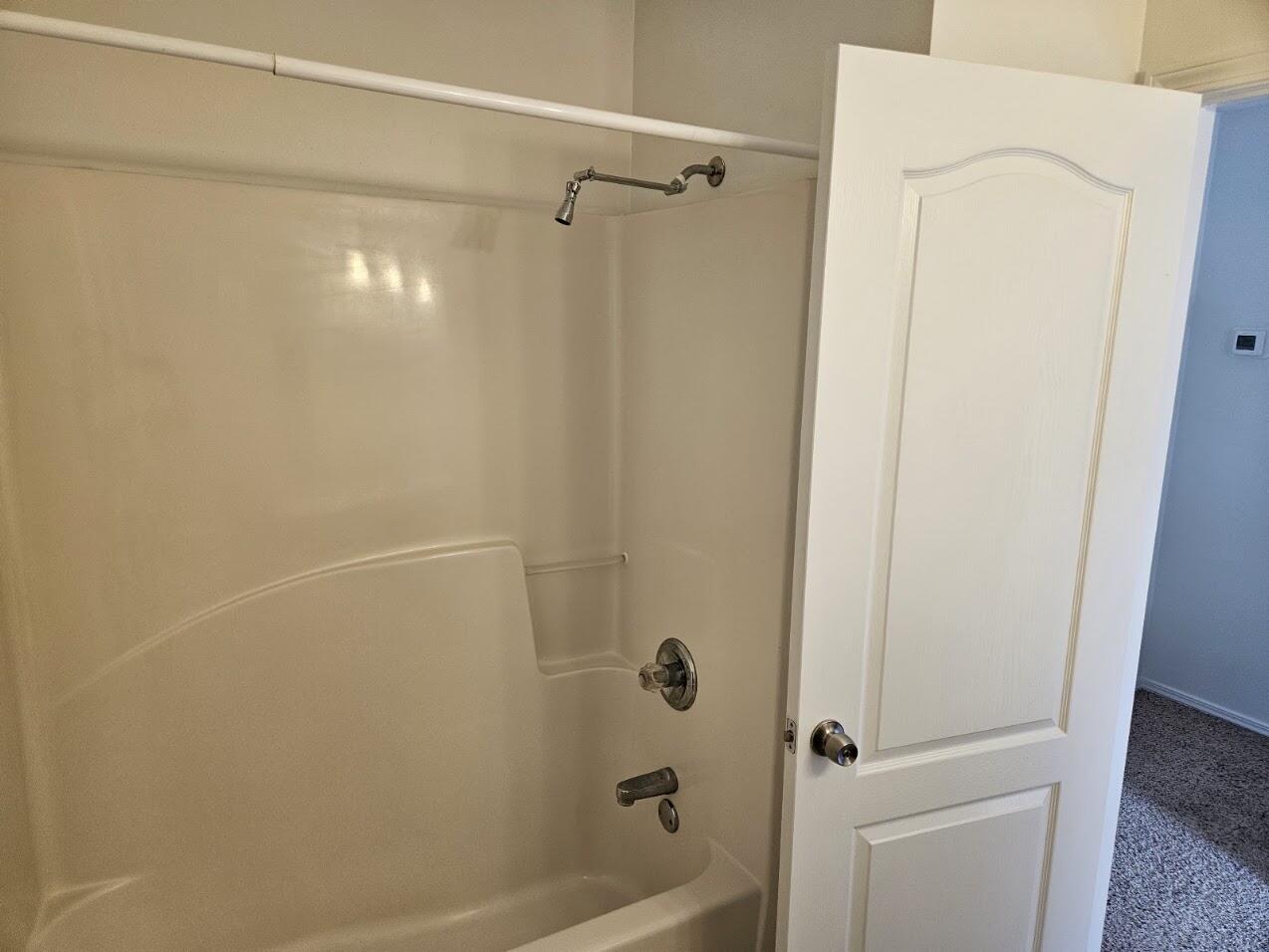 SHAY LIN T/H - Residential Lease