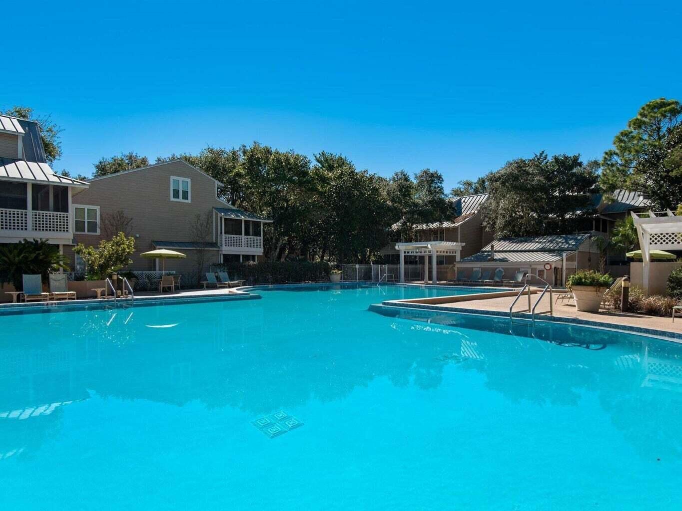 HIDDEN DUNES BEACH COTTAGES - Residential