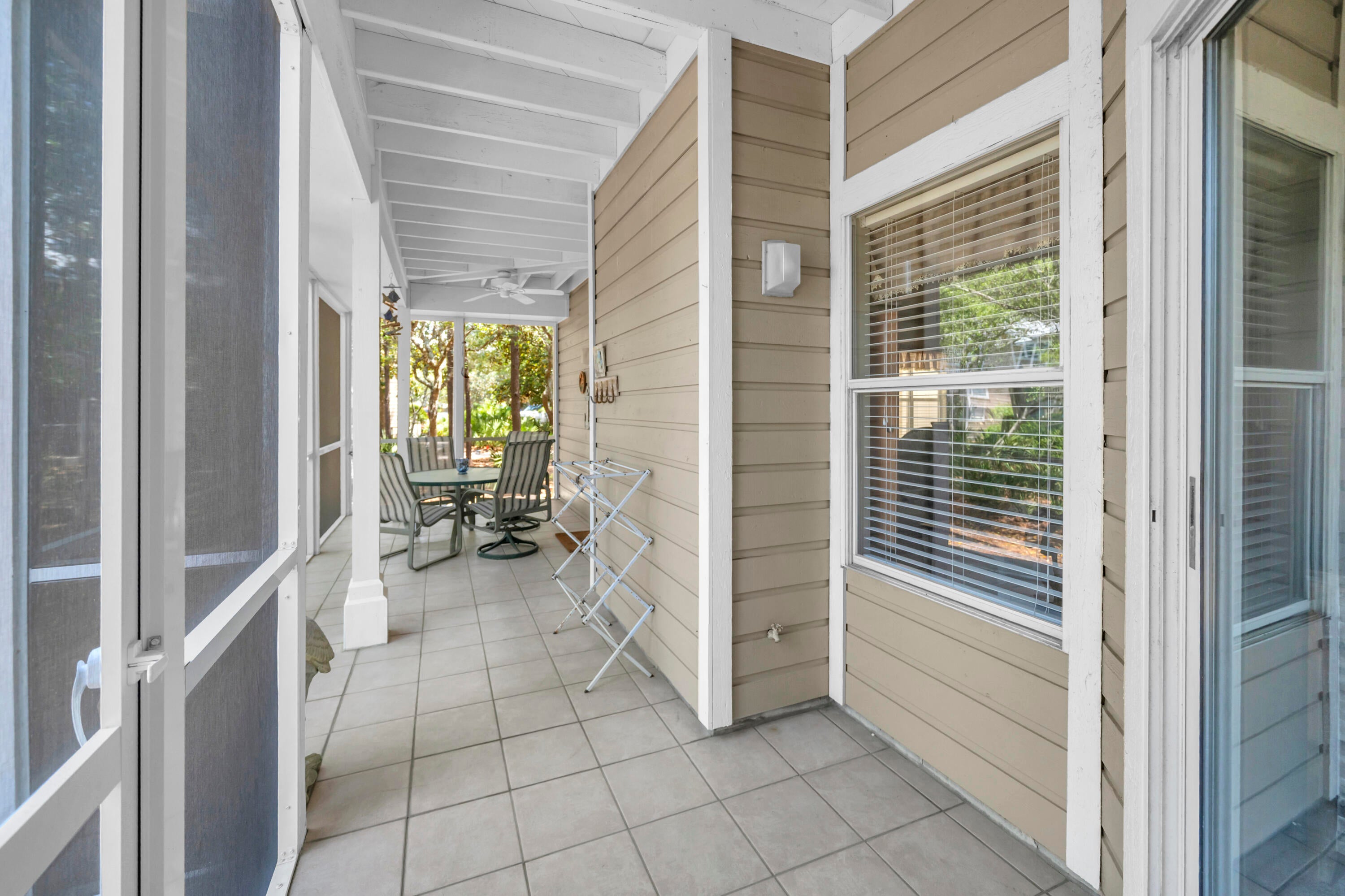 HIDDEN DUNES BEACH COTTAGES - Residential