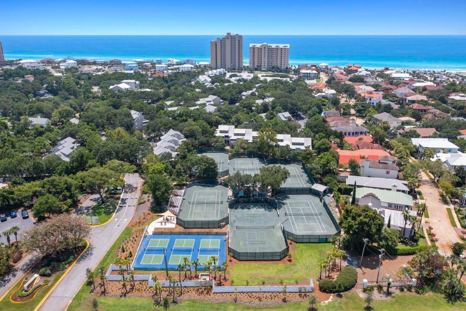 HIDDEN DUNES BEACH COTTAGES - Residential