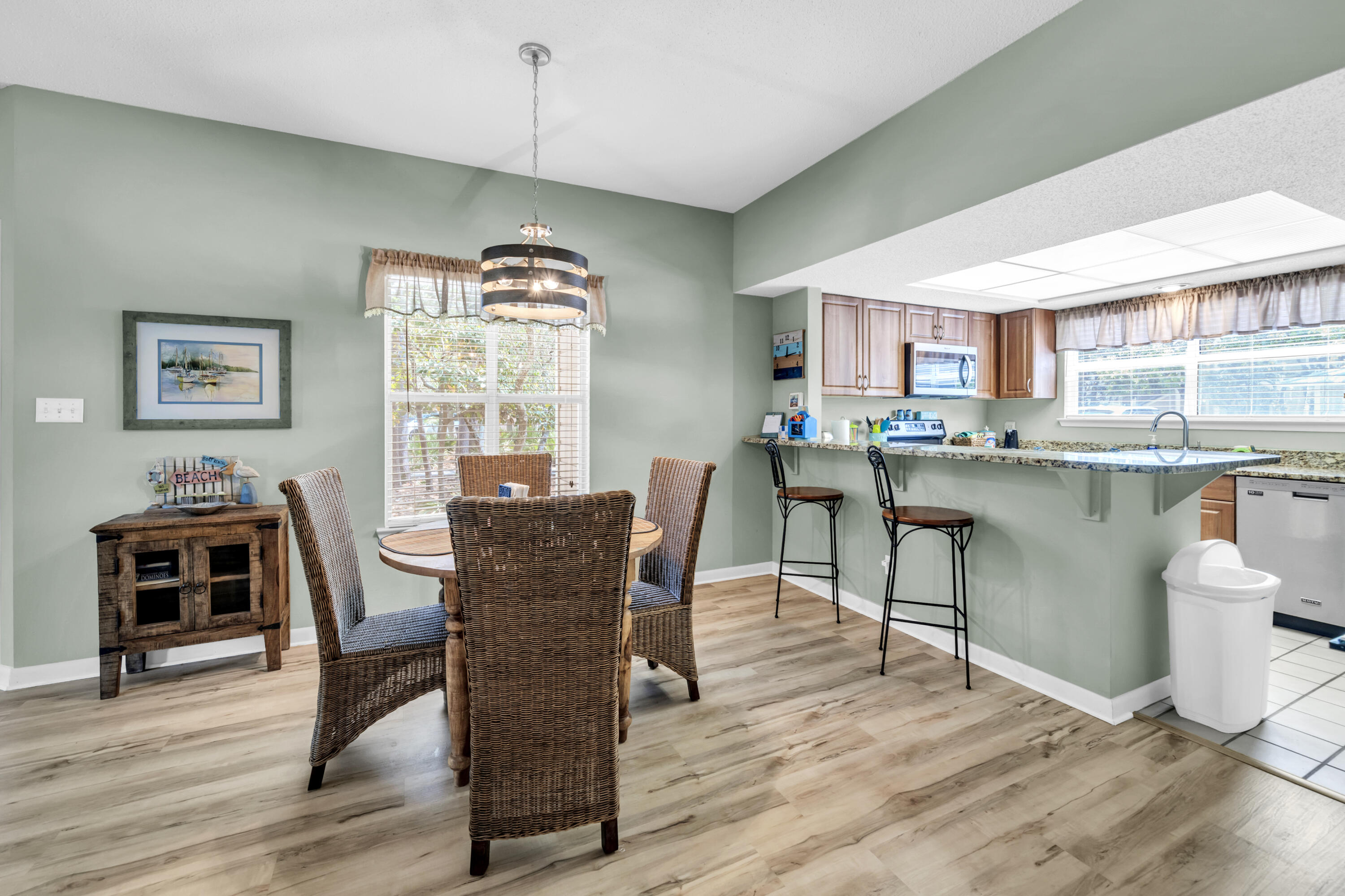 HIDDEN DUNES BEACH COTTAGES - Residential