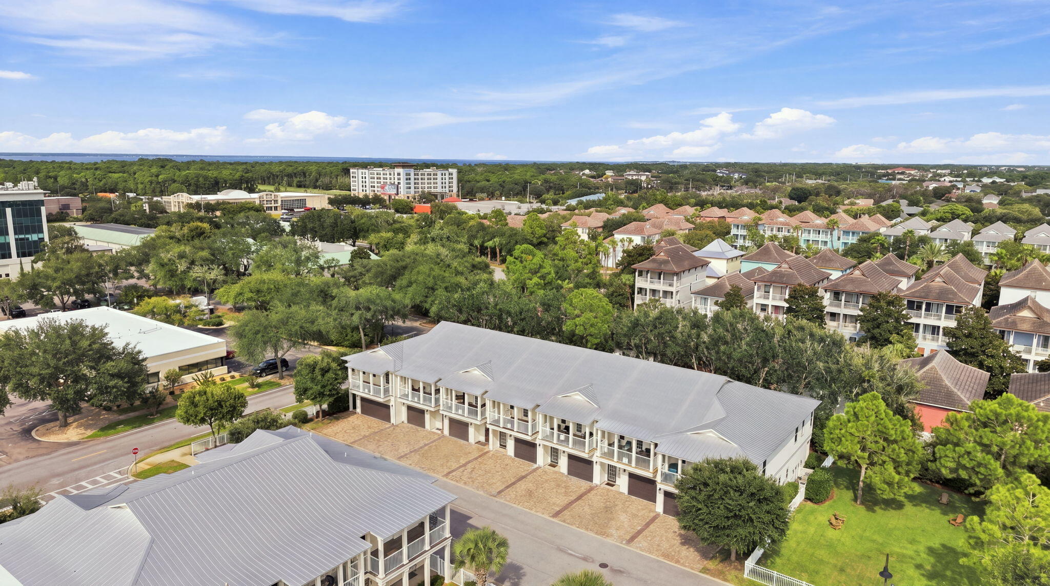 ONE TWENTY FIVE CRYSTAL BEACH DRIVE - Residential