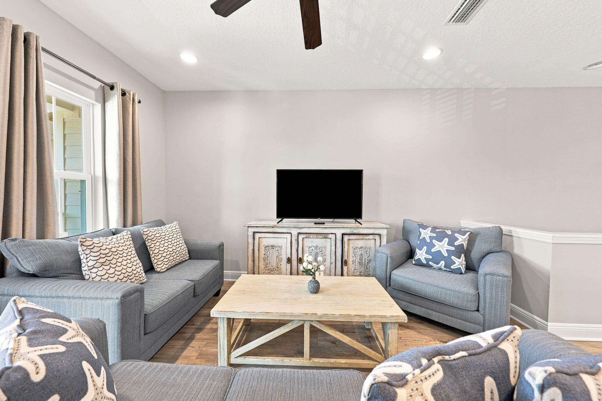 ONE TWENTY FIVE CRYSTAL BEACH DRIVE - Residential