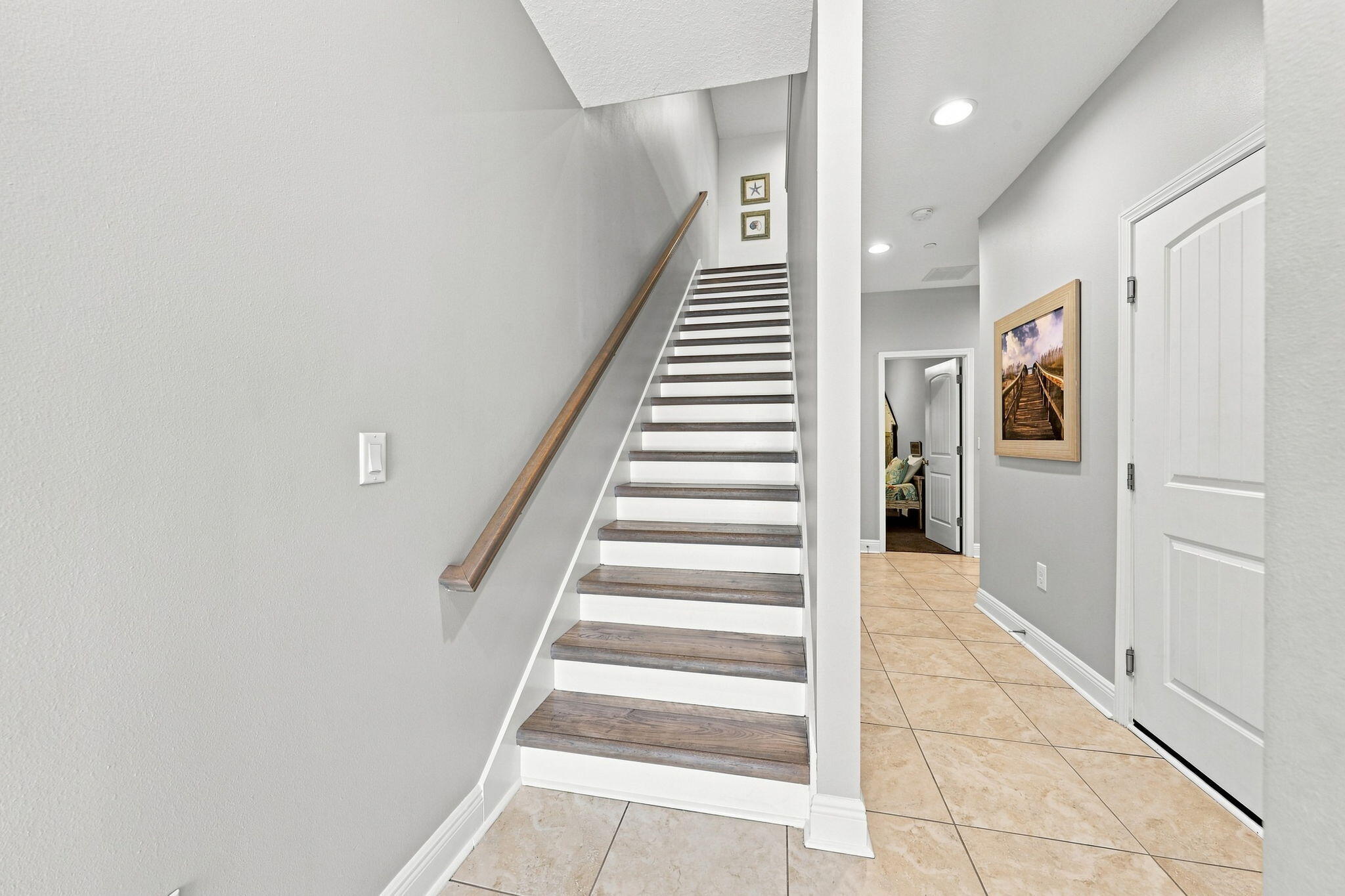ONE TWENTY FIVE CRYSTAL BEACH DRIVE - Residential