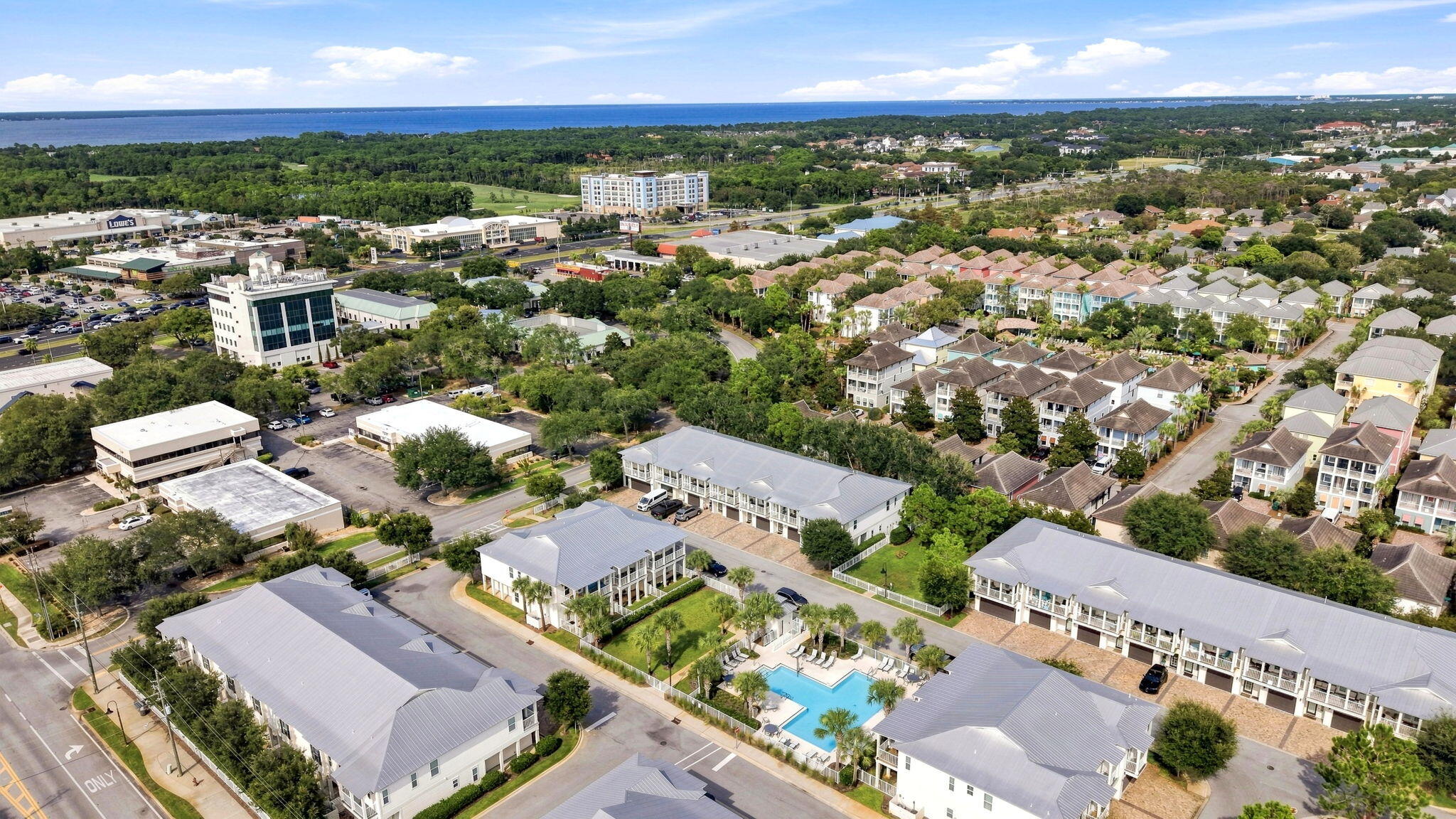 ONE TWENTY FIVE CRYSTAL BEACH DRIVE - Residential