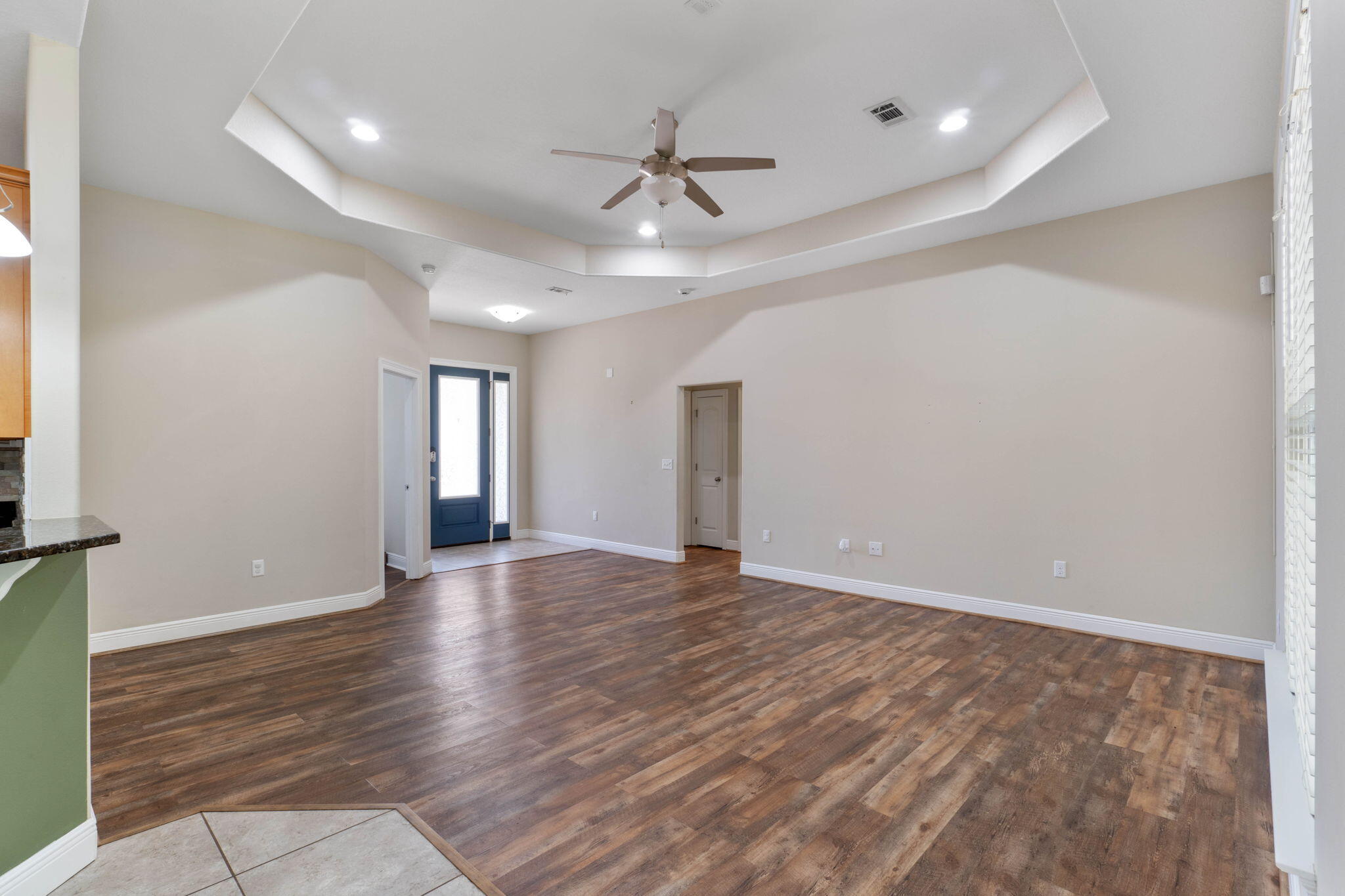 TOM KING ESTATES - Residential