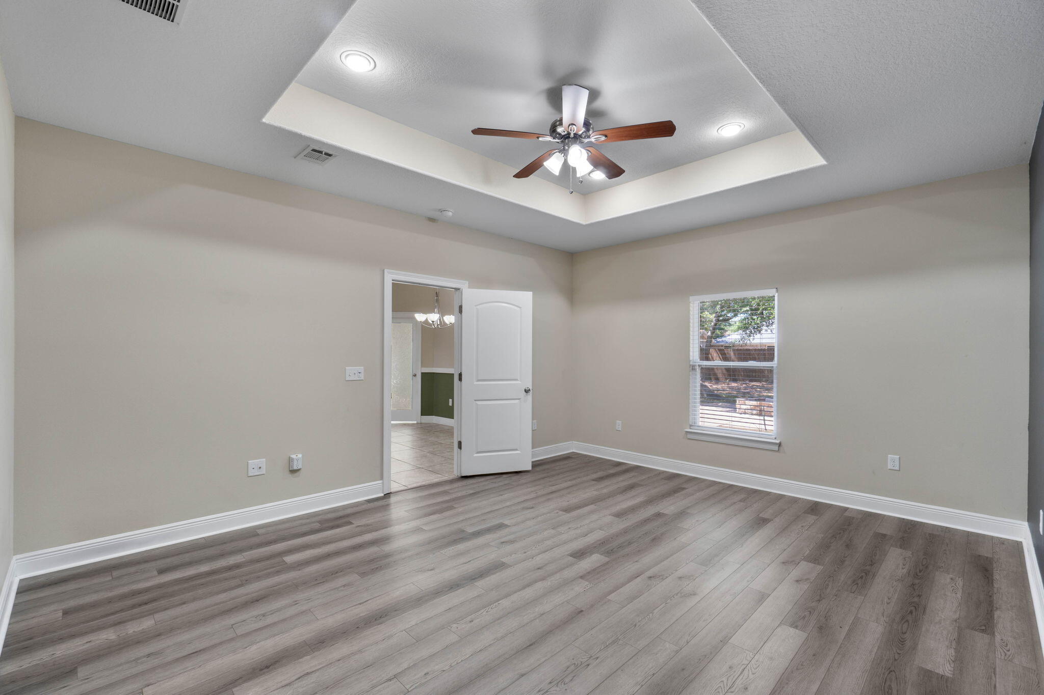 TOM KING ESTATES - Residential