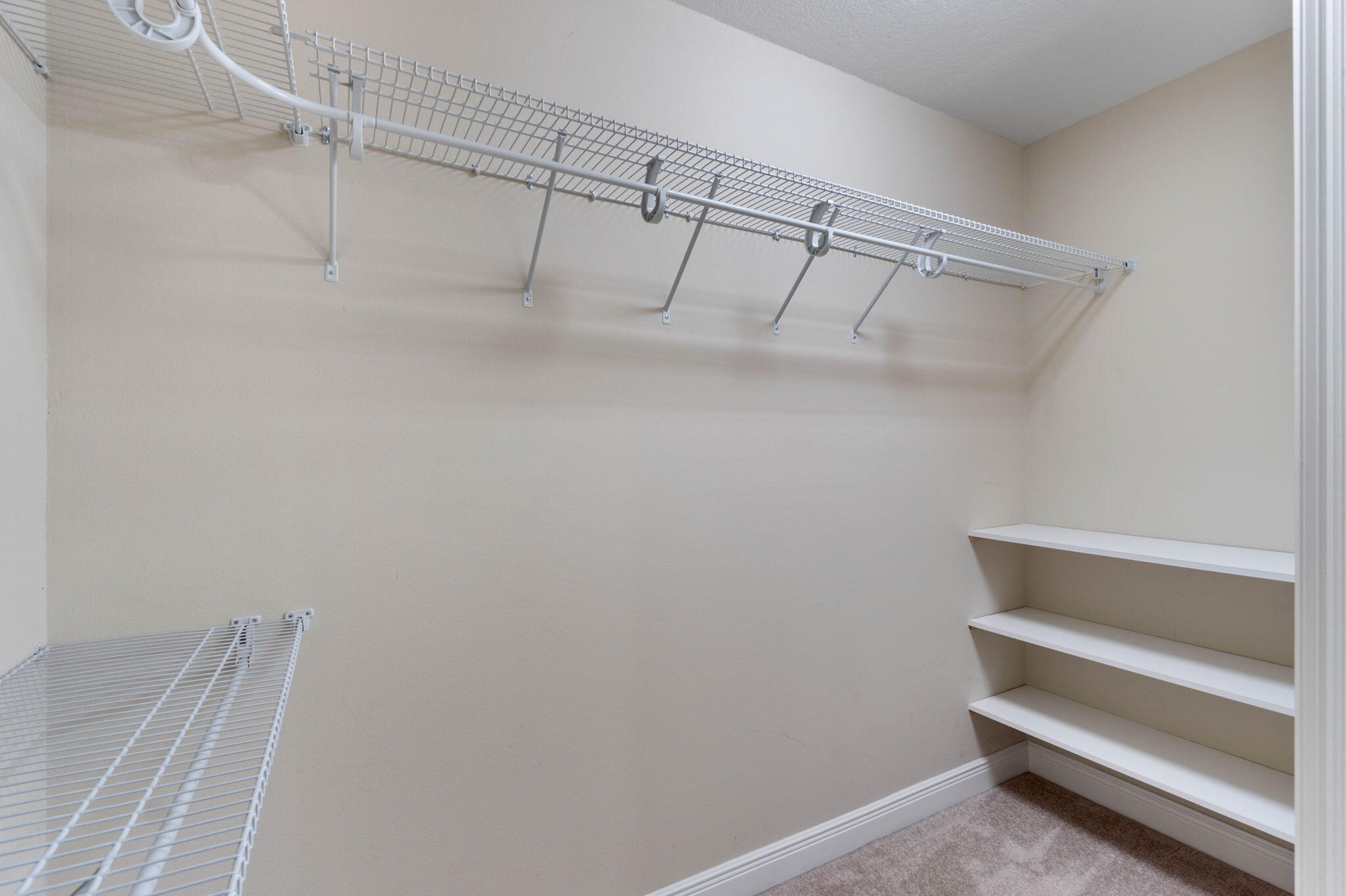 TOM KING ESTATES - Residential
