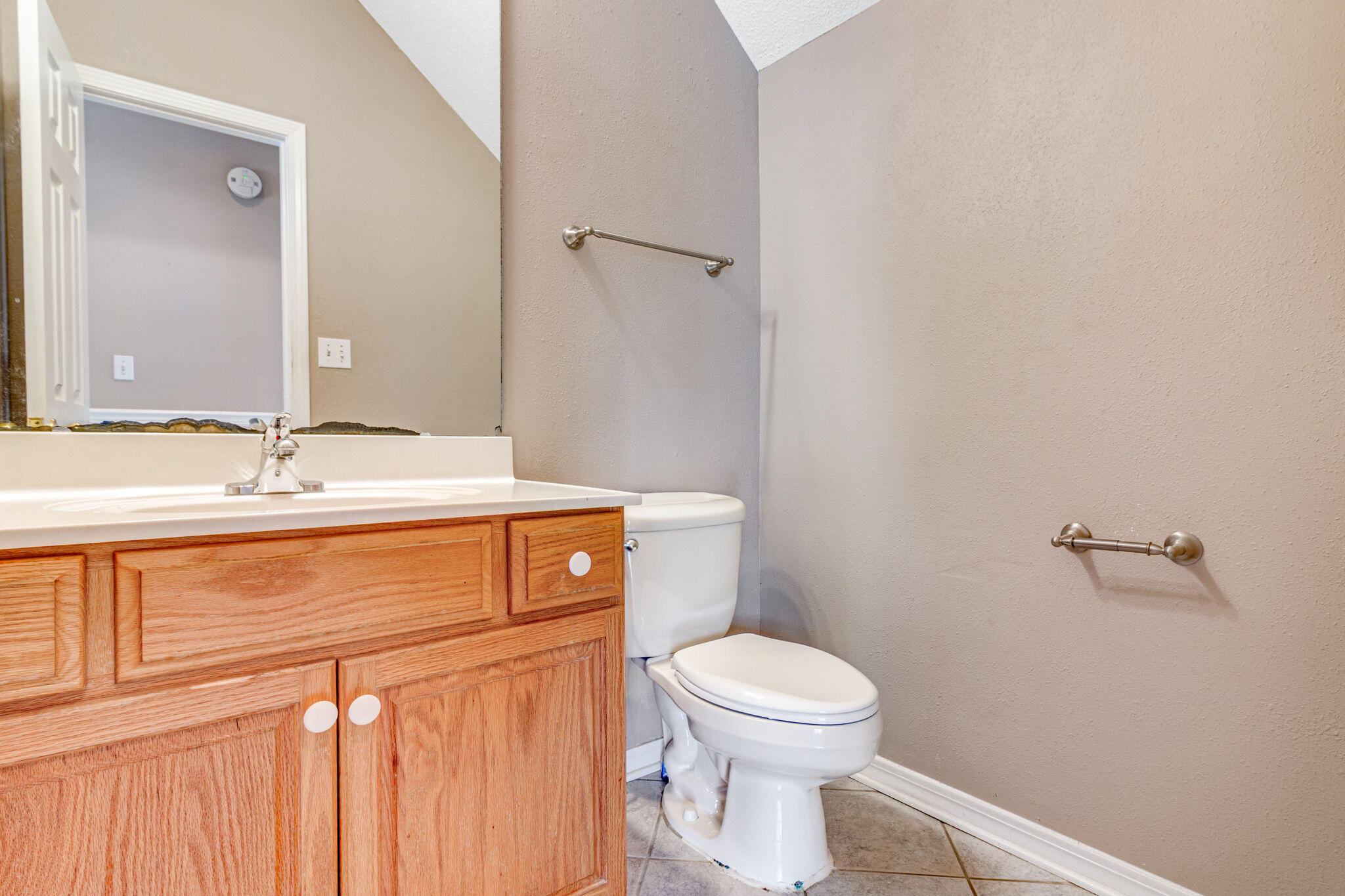 NATURES TRAIL - Residential Lease