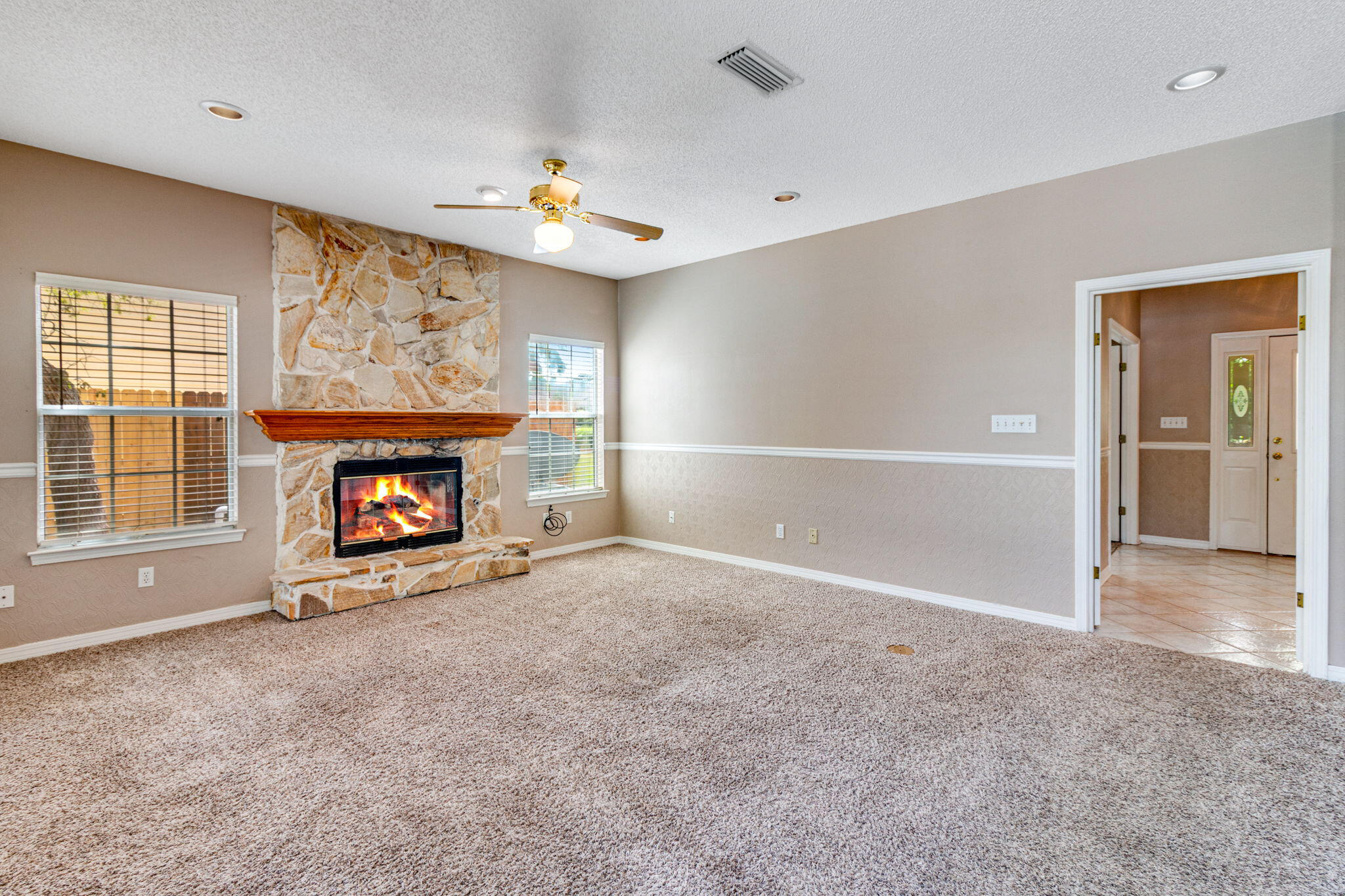 NATURES TRAIL - Residential Lease