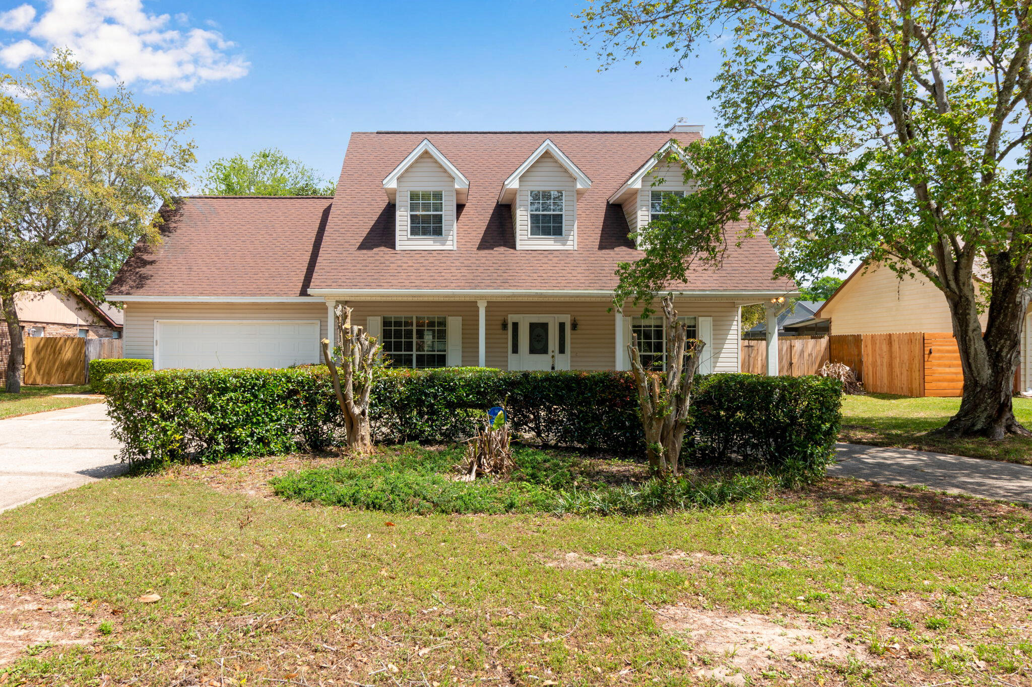 This beautiful 3BR/2.5BA home features many fabulous upgrades throughout the 2,575 square feet of space. This includes 9 foot ceilings downstairs and granite counter-tops in the kitchen. The master bedroom has a huge walk-in closet and laundry shoot. You will enjoy the fireplace on those cool evenings and your private pool during the warm summer and pool service is included.
This home also features custom window treatments, a two car garage and a large fenced backyard to entertain year round, as well. Pets under 20 lbs may be considered.