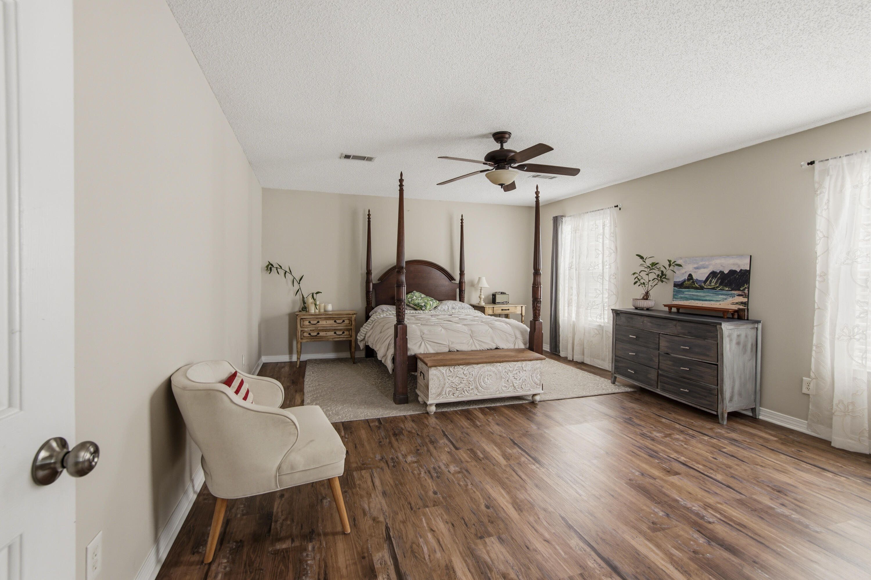 SHALIMAR COMMONS - Residential