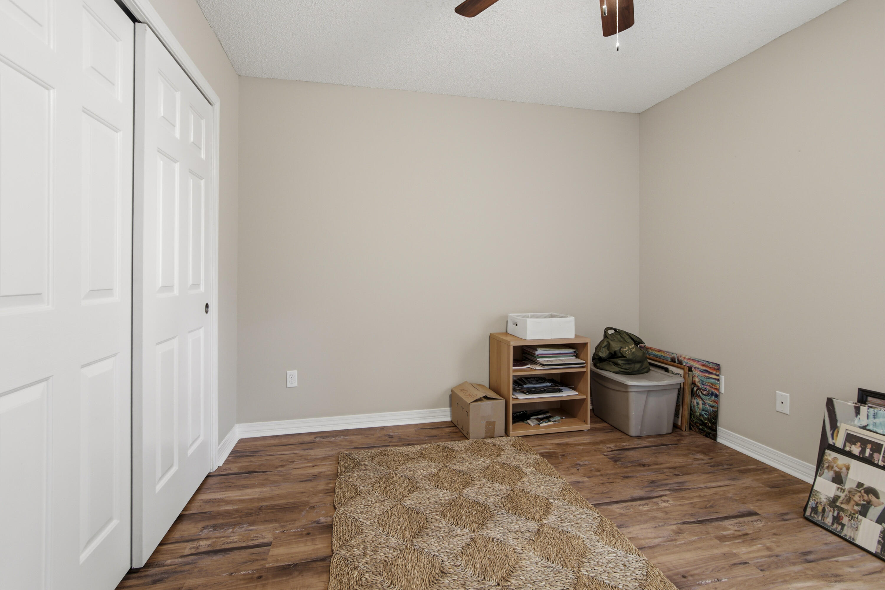 SHALIMAR COMMONS - Residential