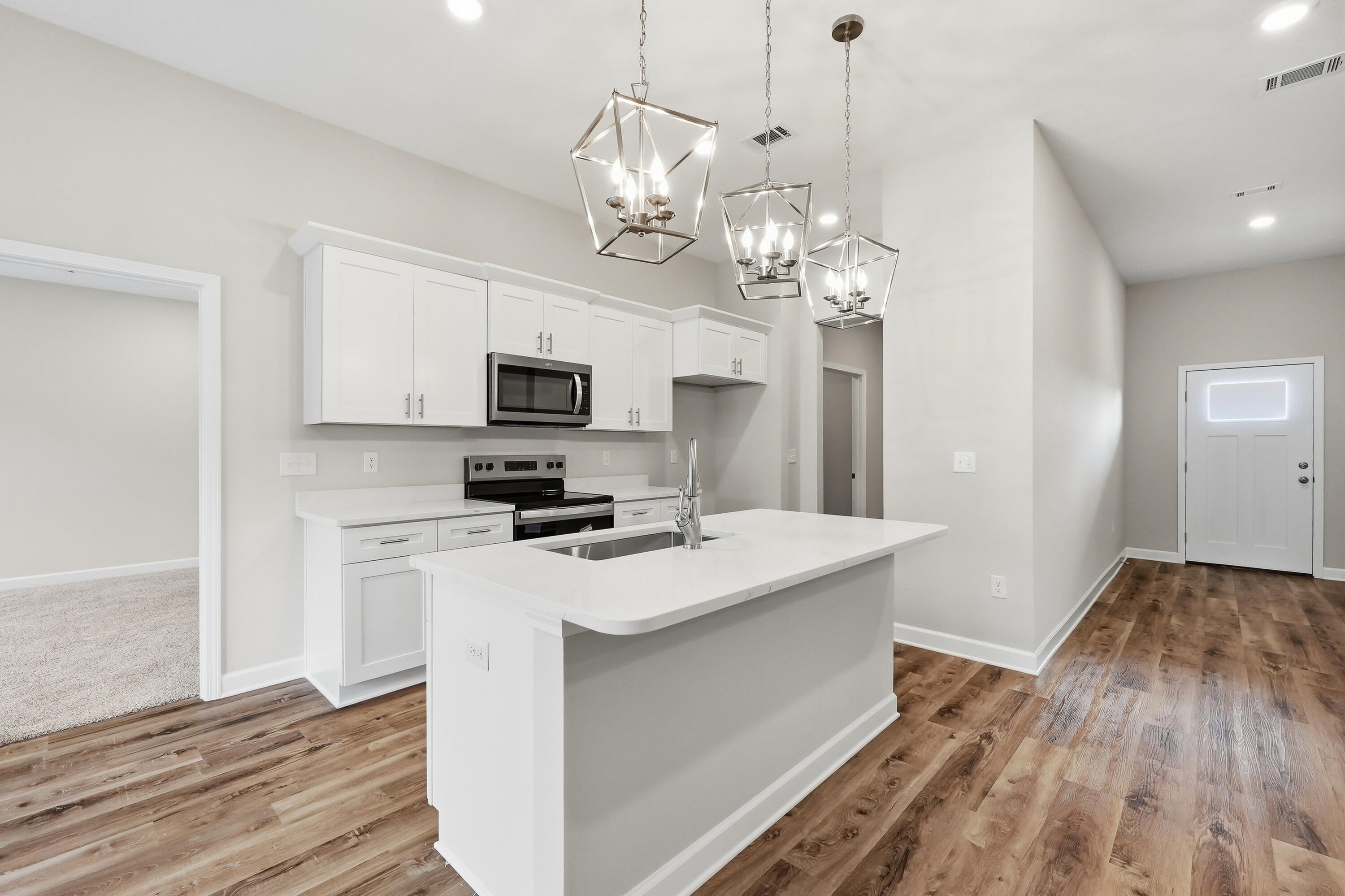 SOUTHERN CHARM - Residential