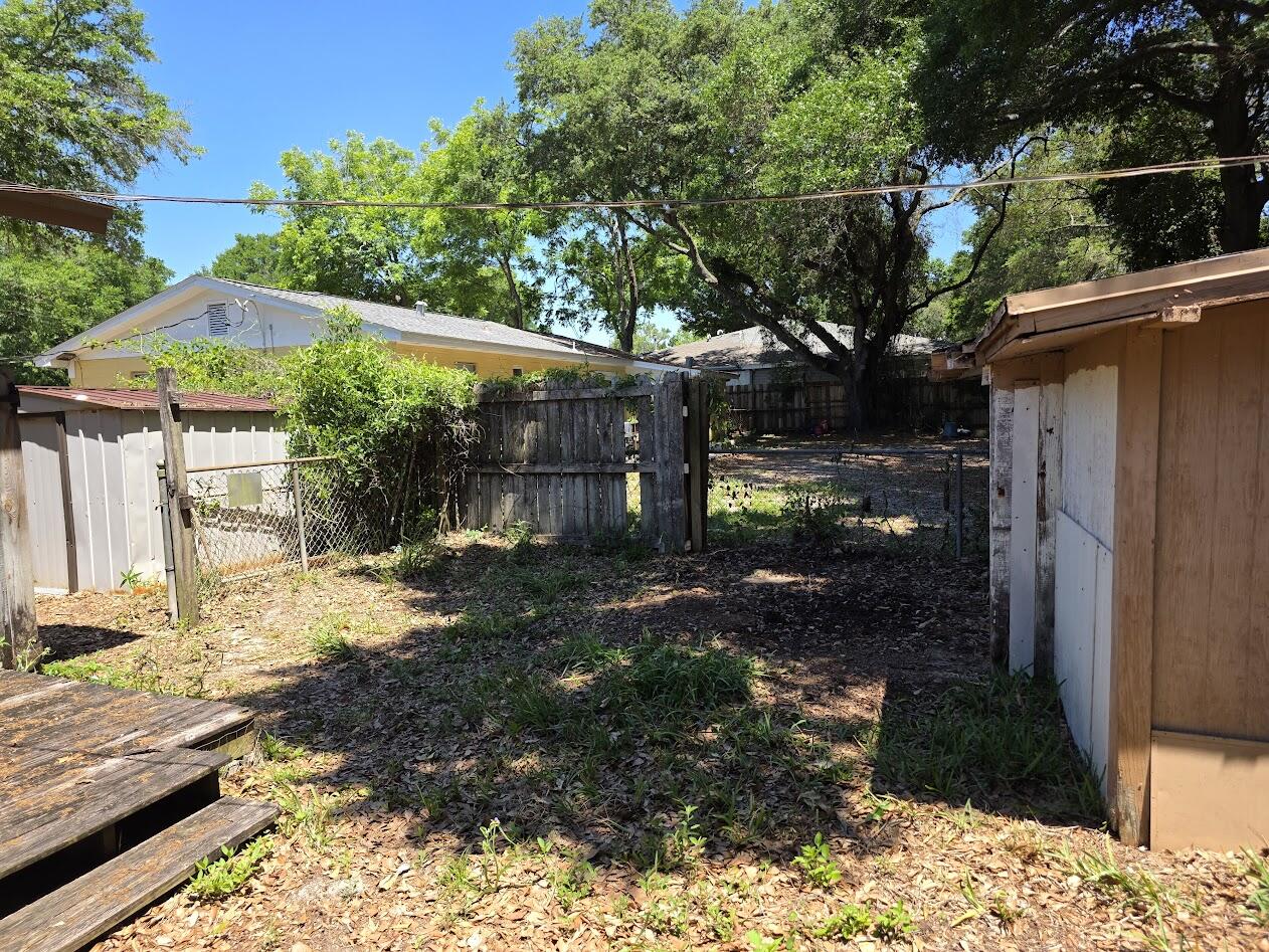 HOWARD S/D - Residential