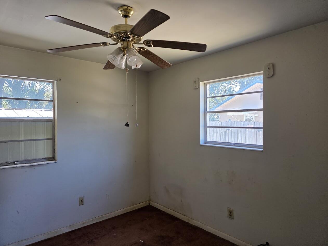 HOWARD S/D - Residential