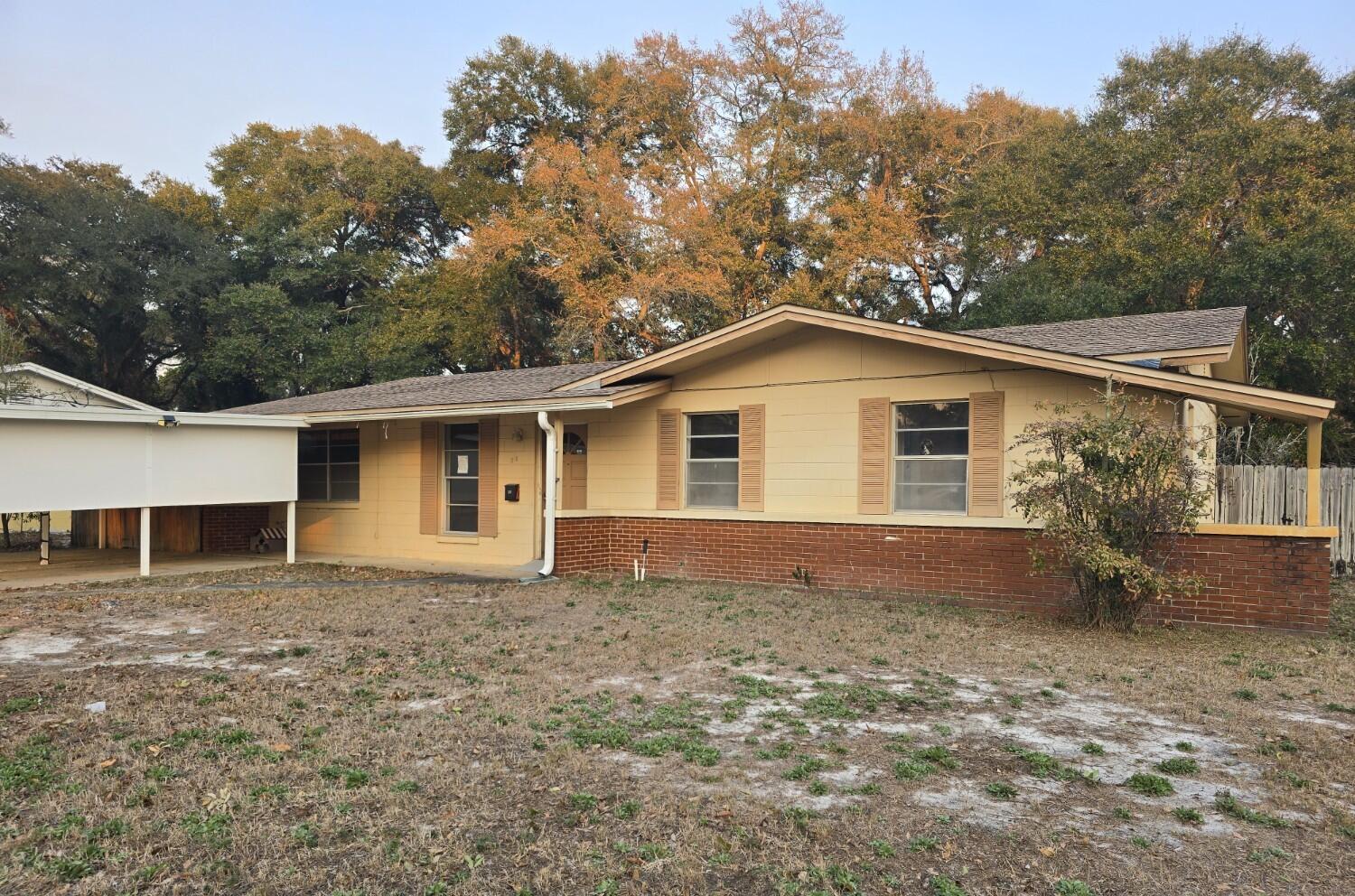 HOWARD S/D - Residential