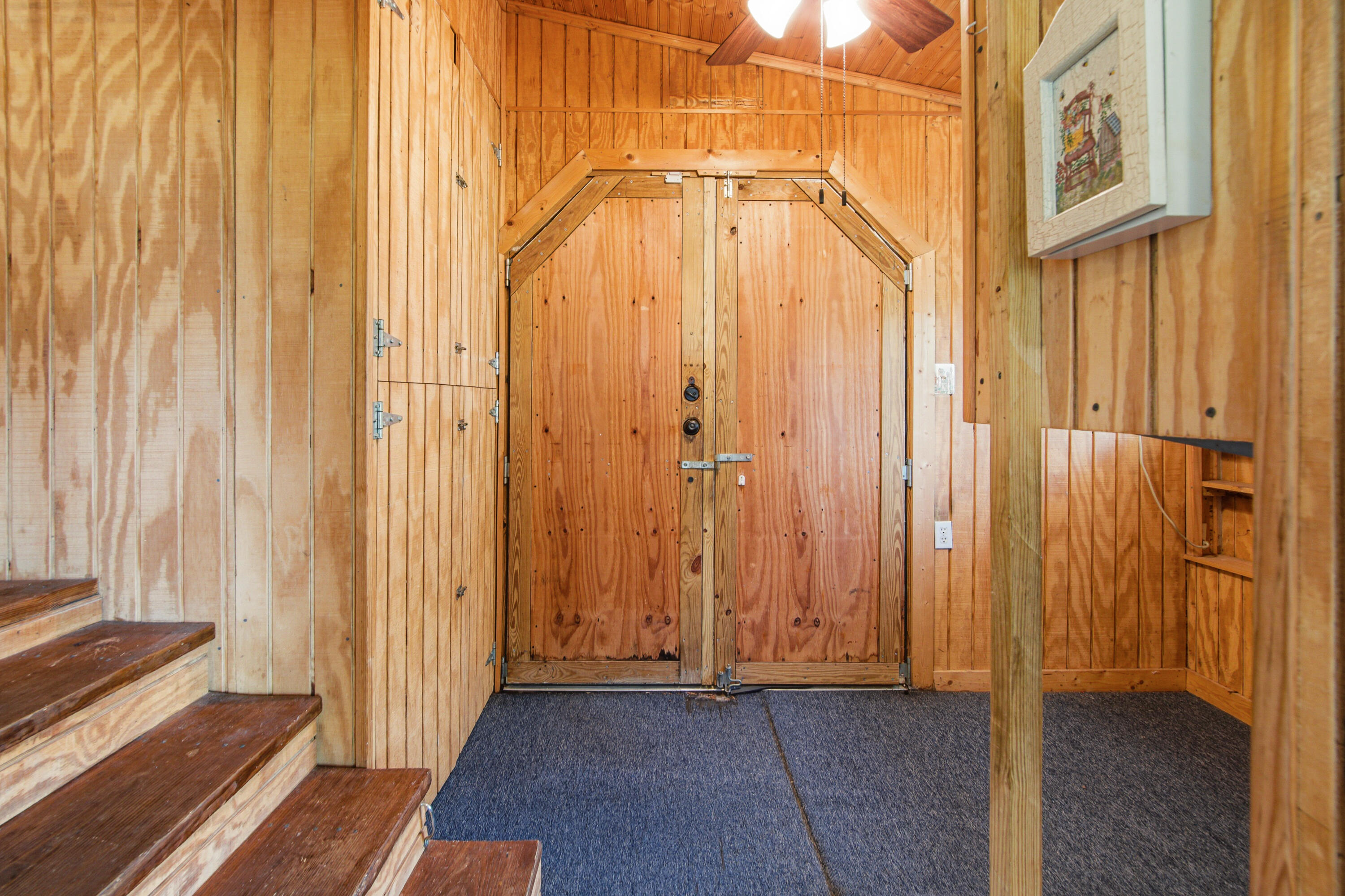 NO RECORDED SUBDIVISION - Residential