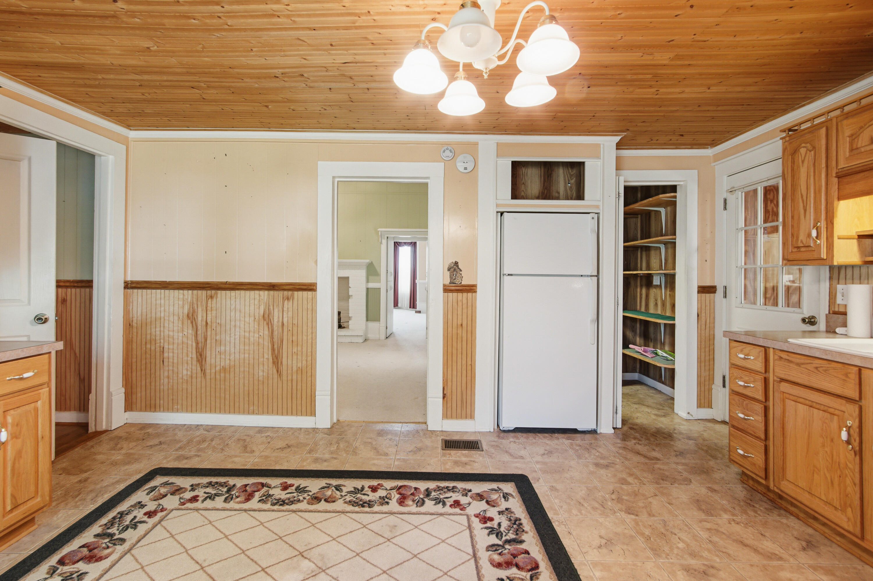 NO RECORDED SUBDIVISION - Residential