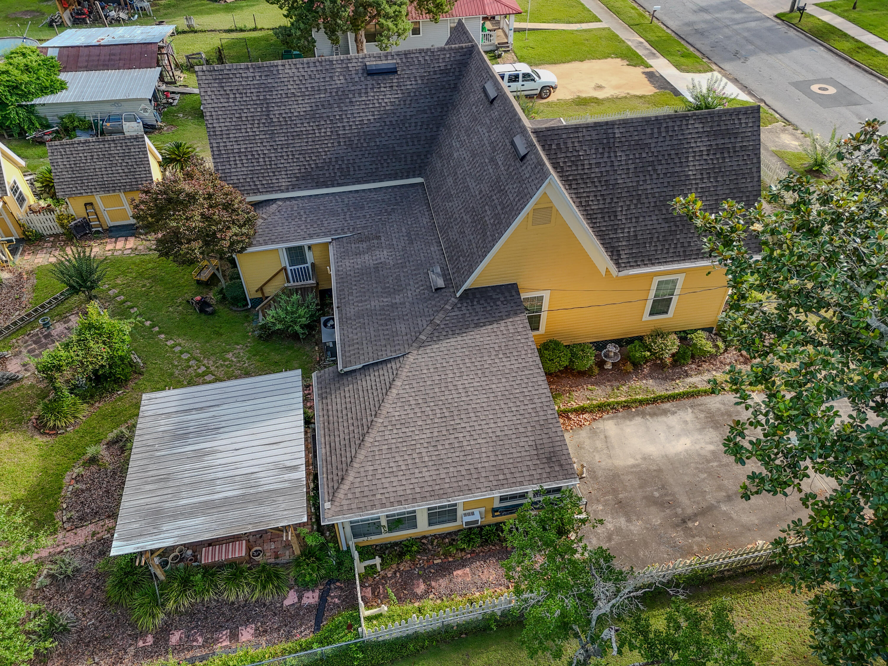 NO RECORDED SUBDIVISION - Residential