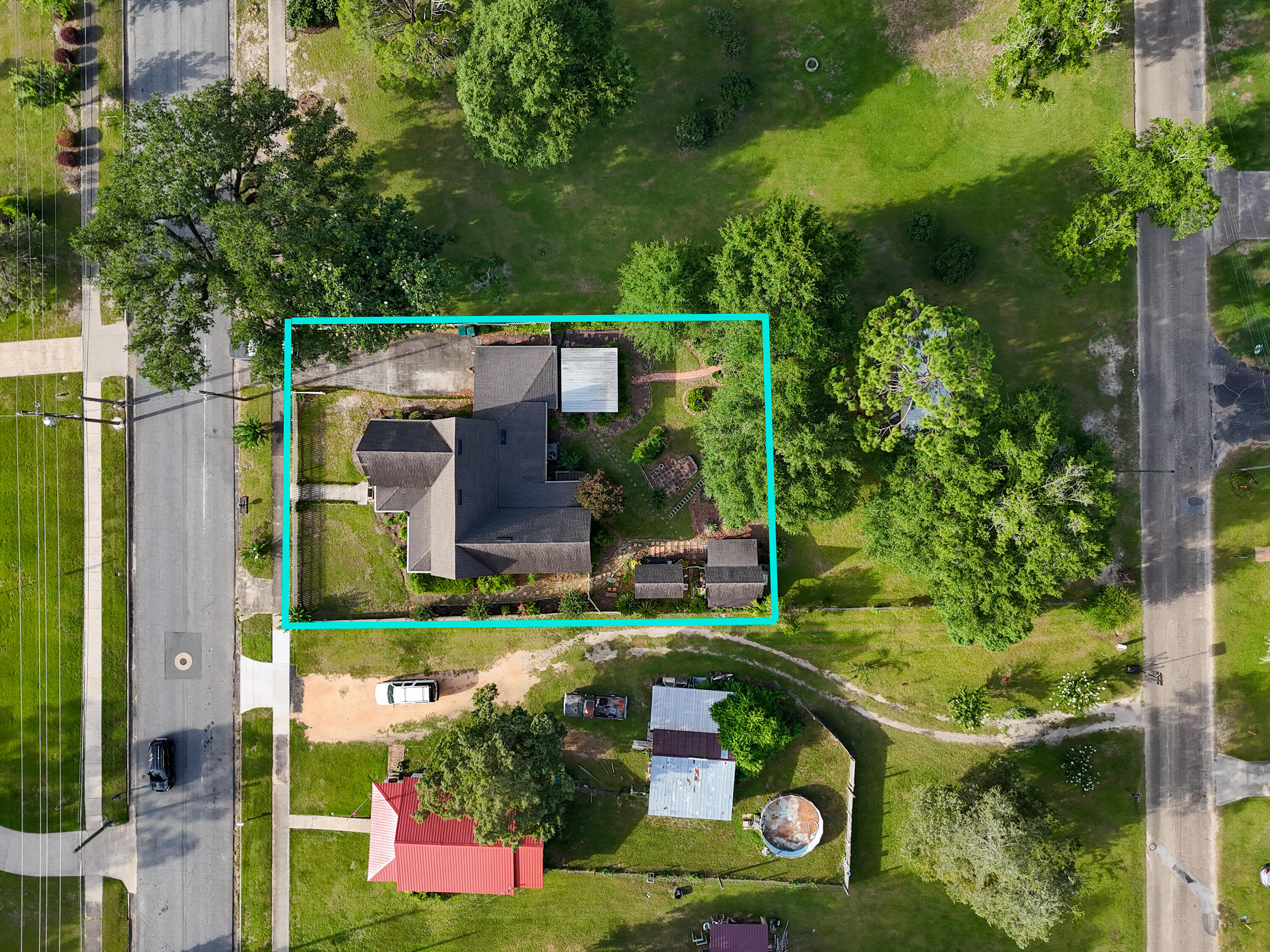 NO RECORDED SUBDIVISION - Residential