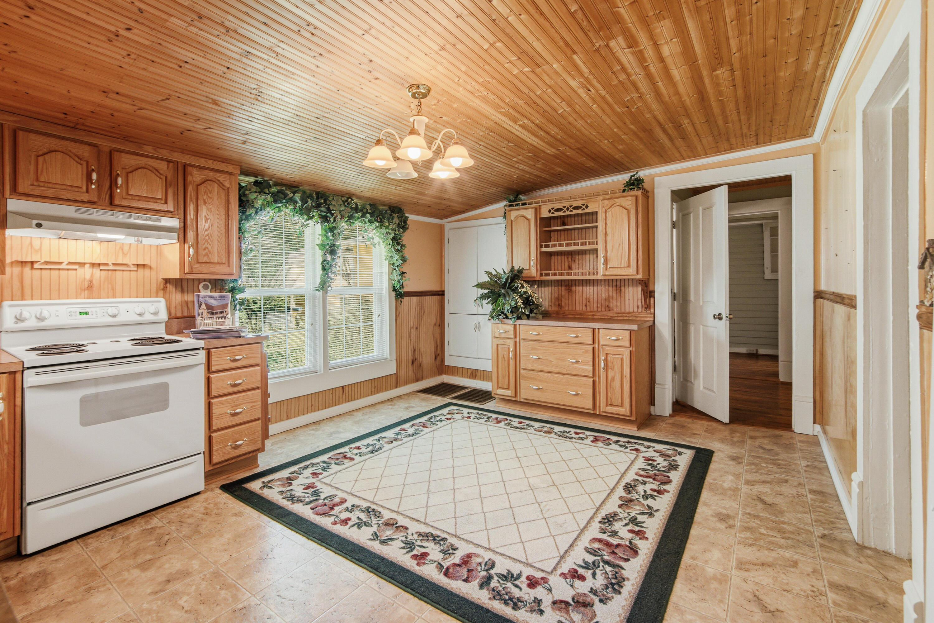NO RECORDED SUBDIVISION - Residential