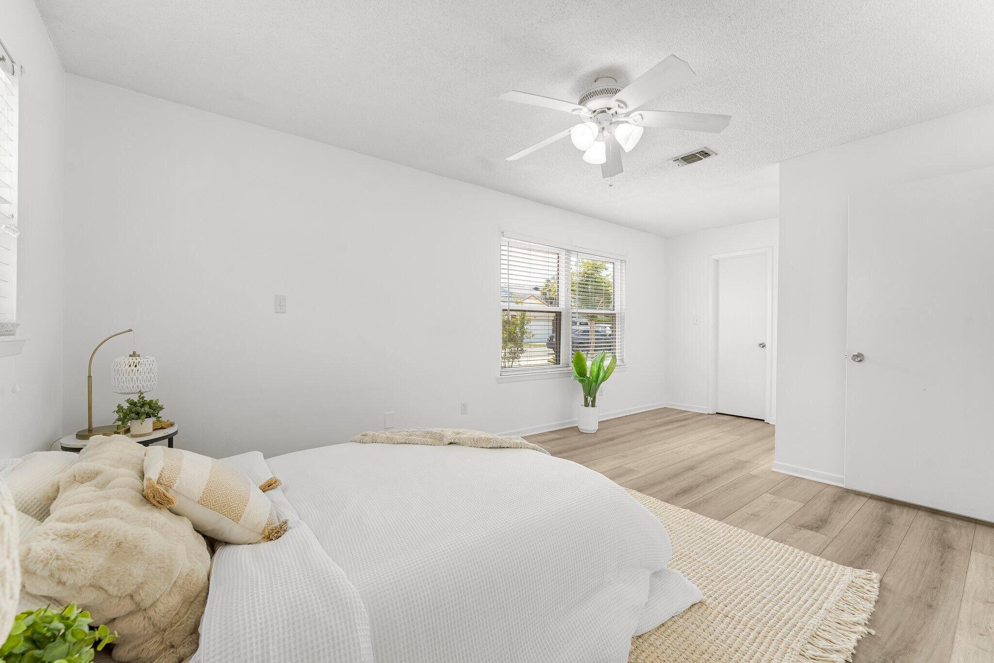 INDIAN OAKS - Residential Lease