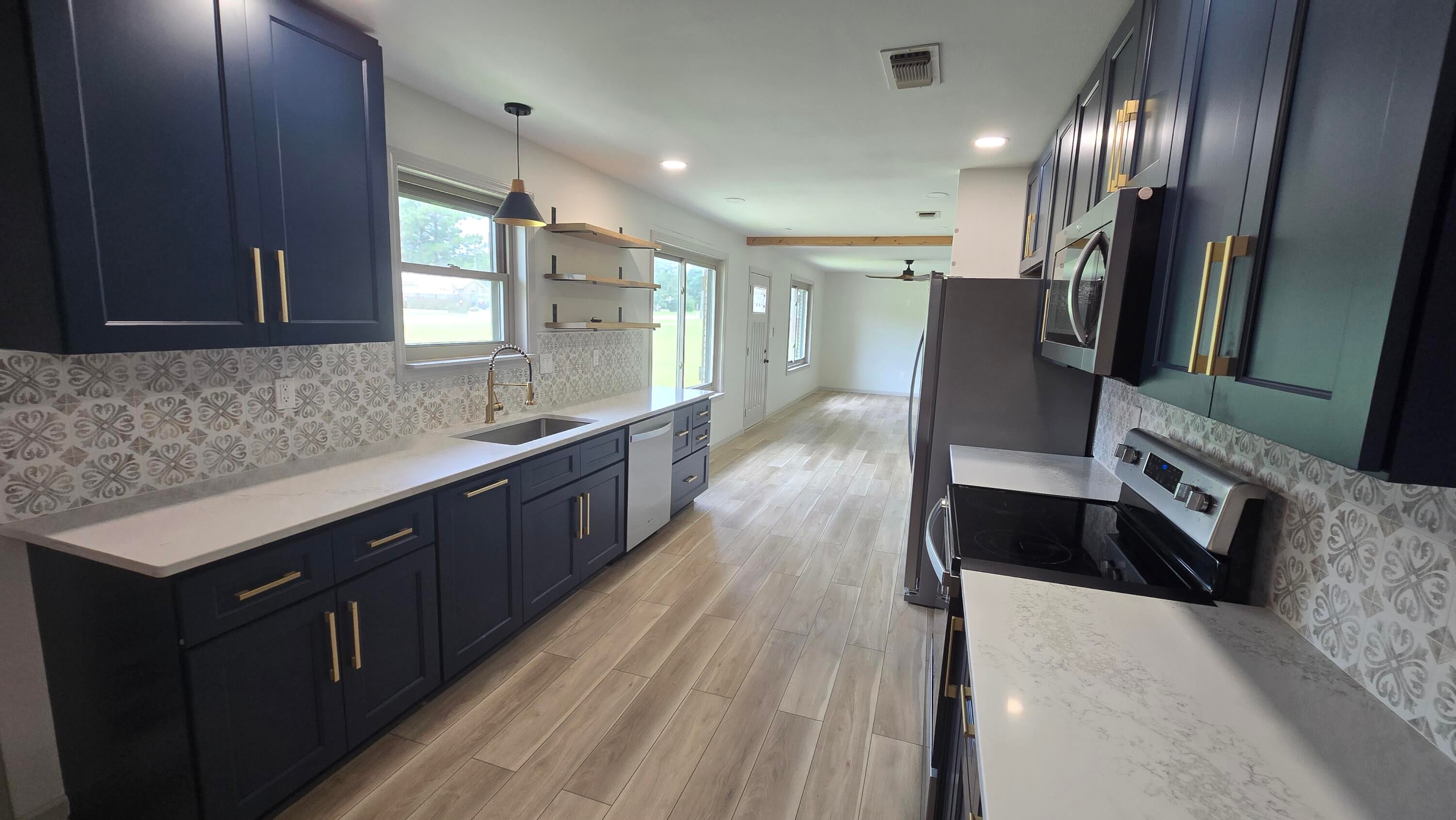 METES & BOUNDS - Residential Lease
