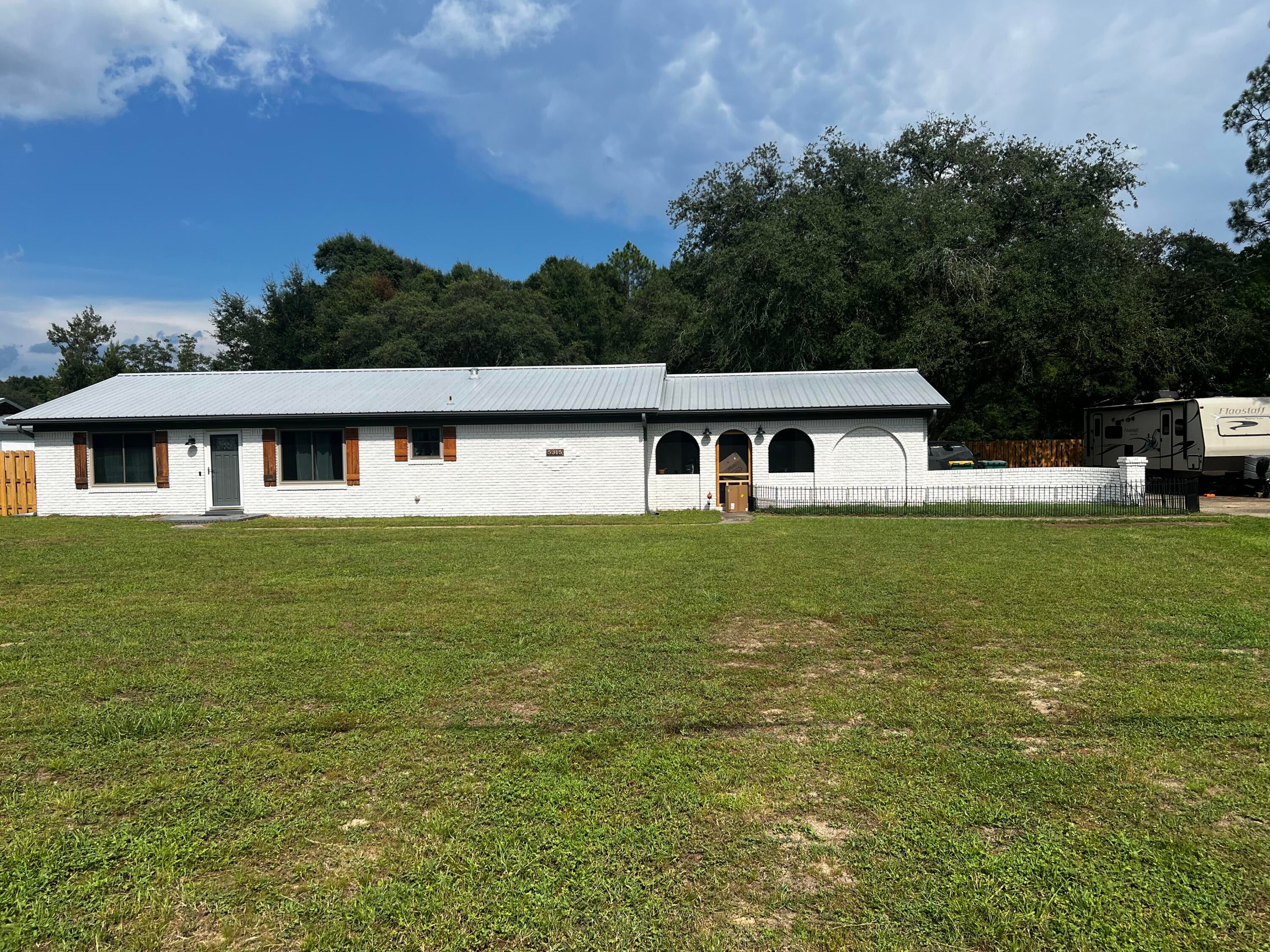 METES & BOUNDS - Residential Lease